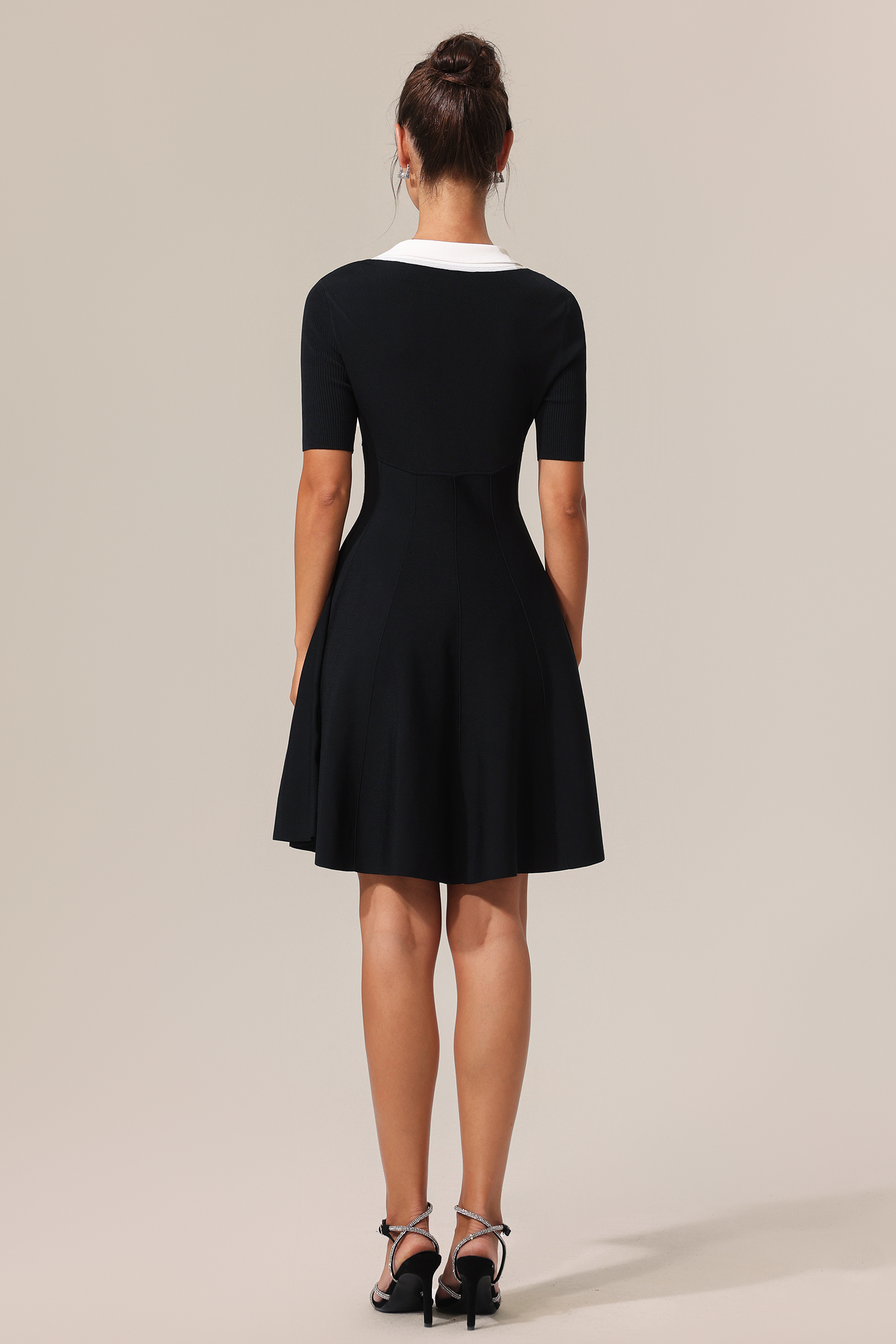 Looly Short Sleeves Mini Dress
