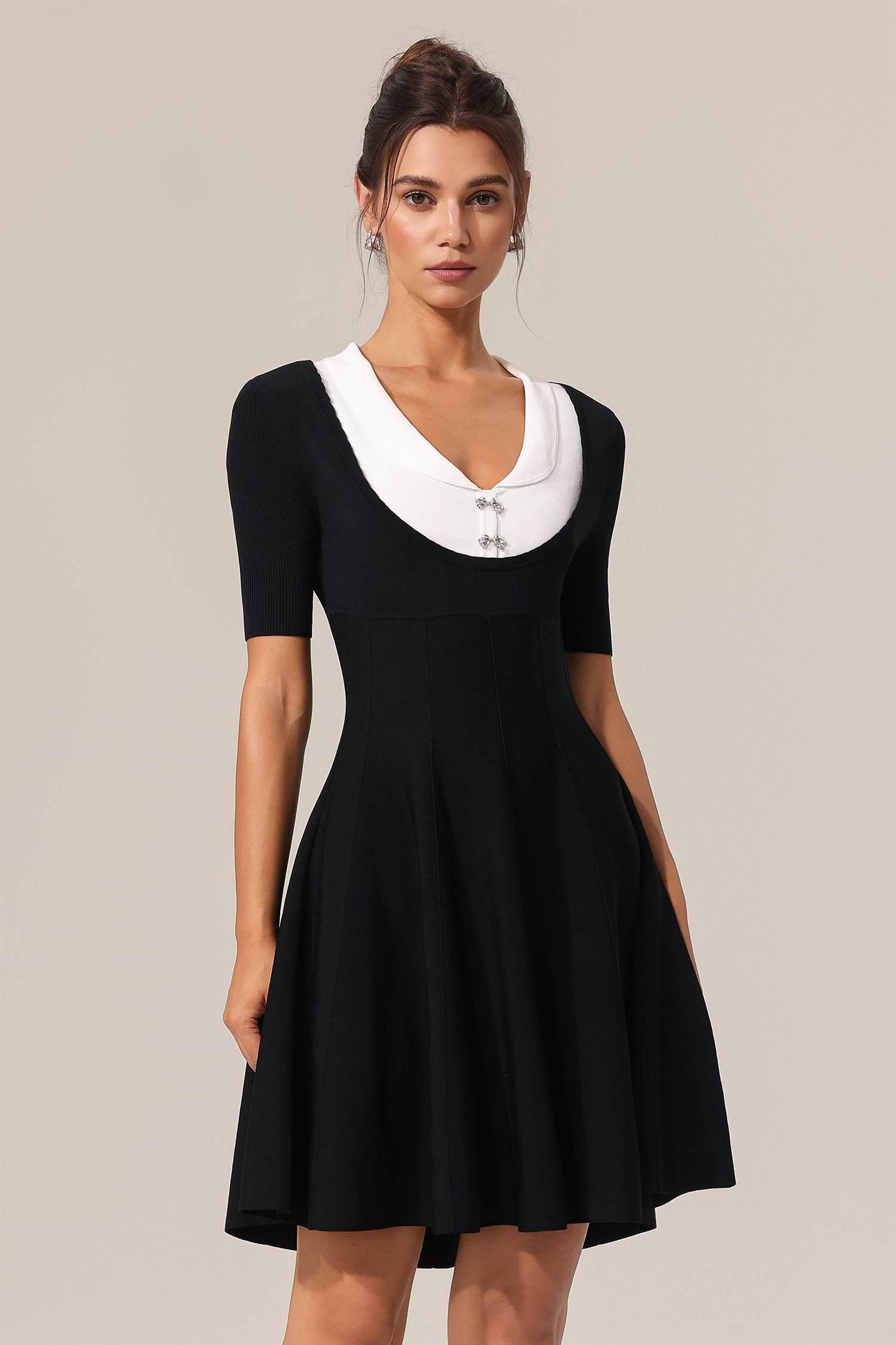 Looly Short Sleeves Mini Dress