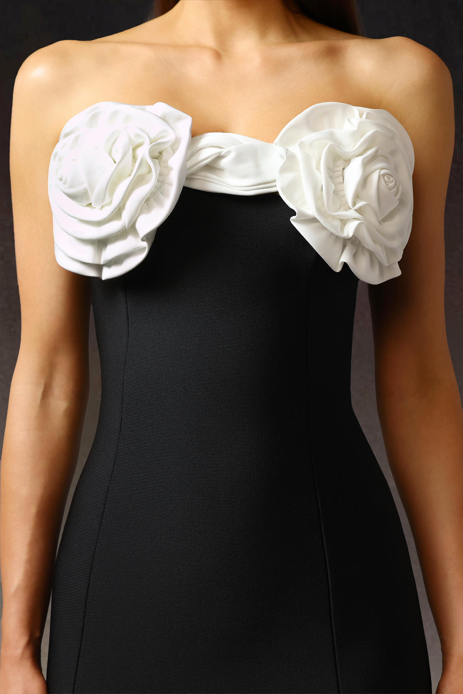 Tove Sleeveless Off-The-Shoulder Flowers Bandage Maxi Dress