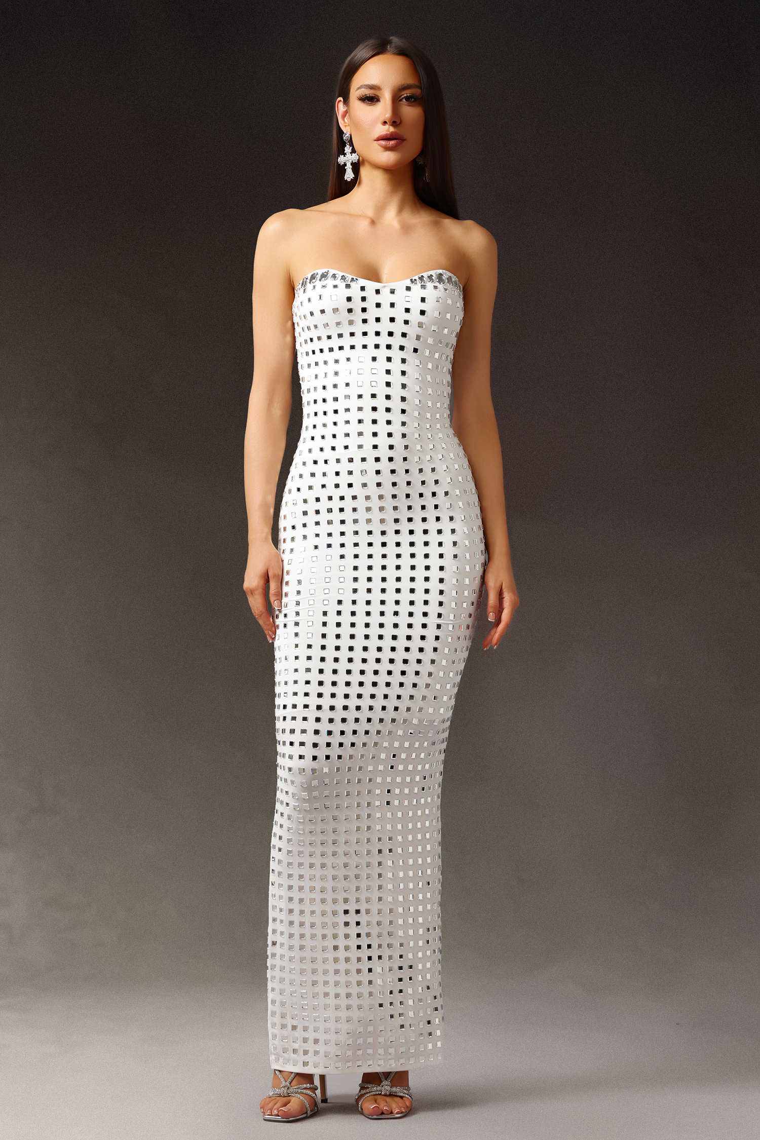 Maliya Sleeveless Diamond Maxi Dress