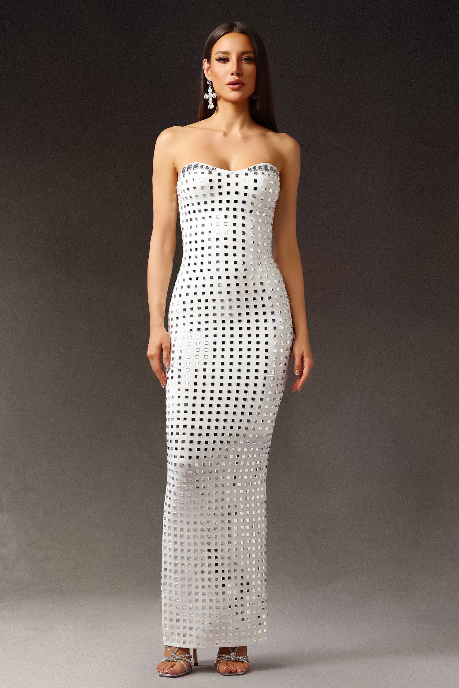 Maliya Sleeveless Diamond Maxi Dress
