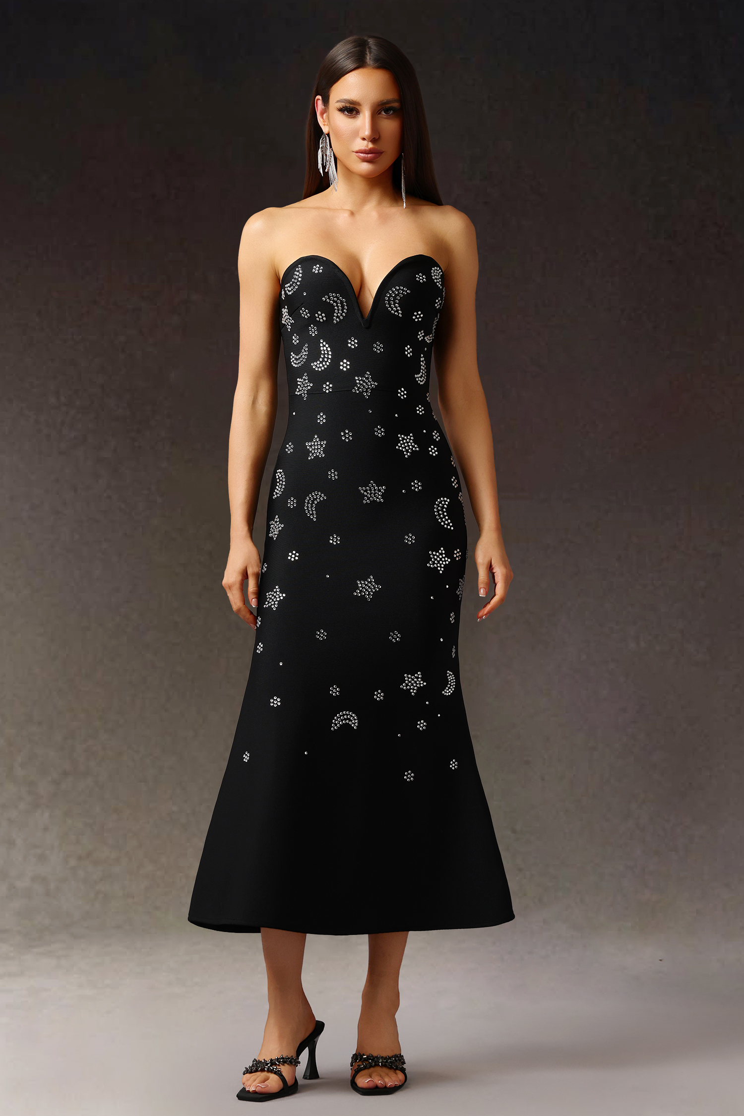 Niavia Sleeveless  V-Neck Diamond Fish Tail Bandage Maxi Dress