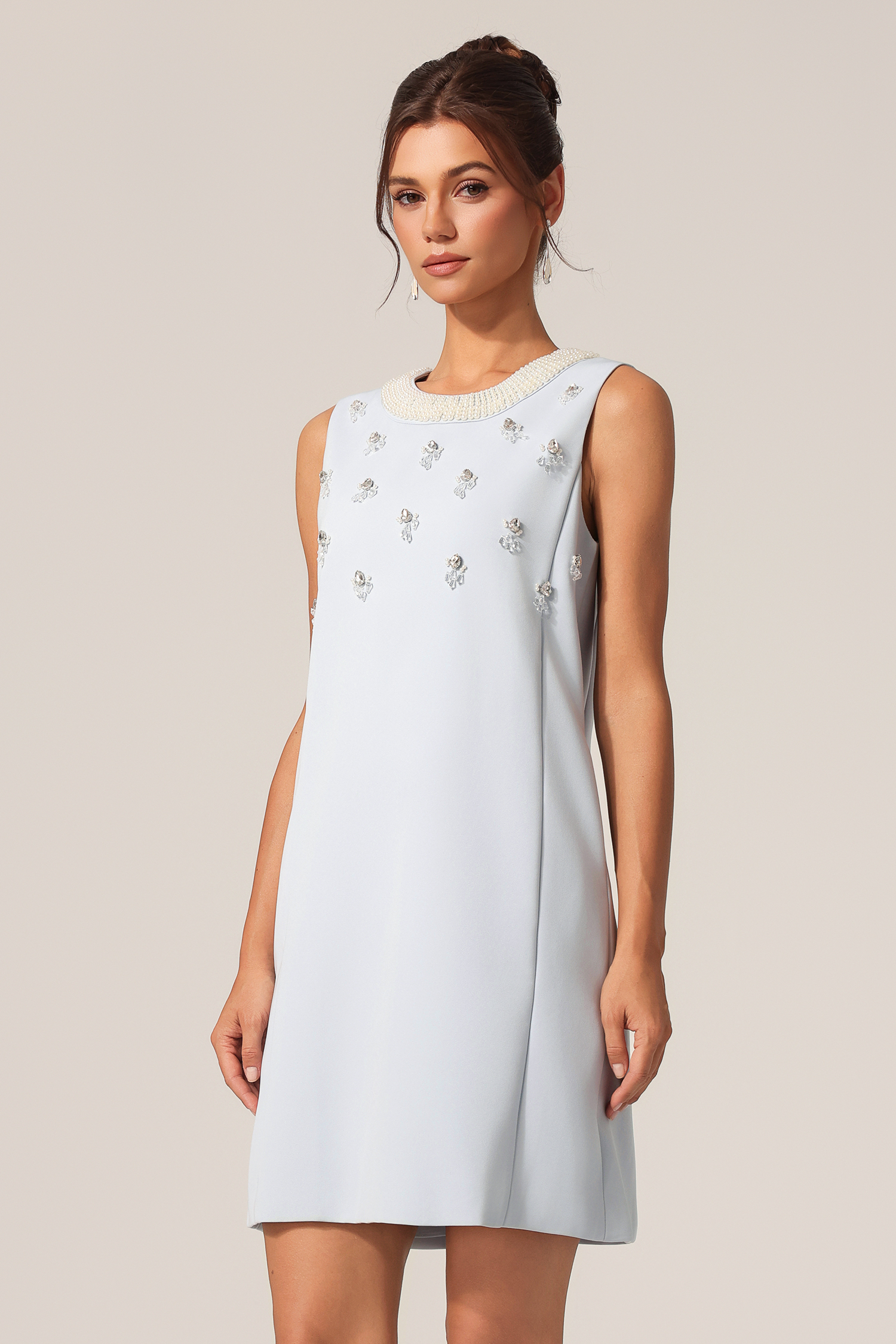 Xerca Round Neck Sleeveless Pearl Diamond Mini Dress
