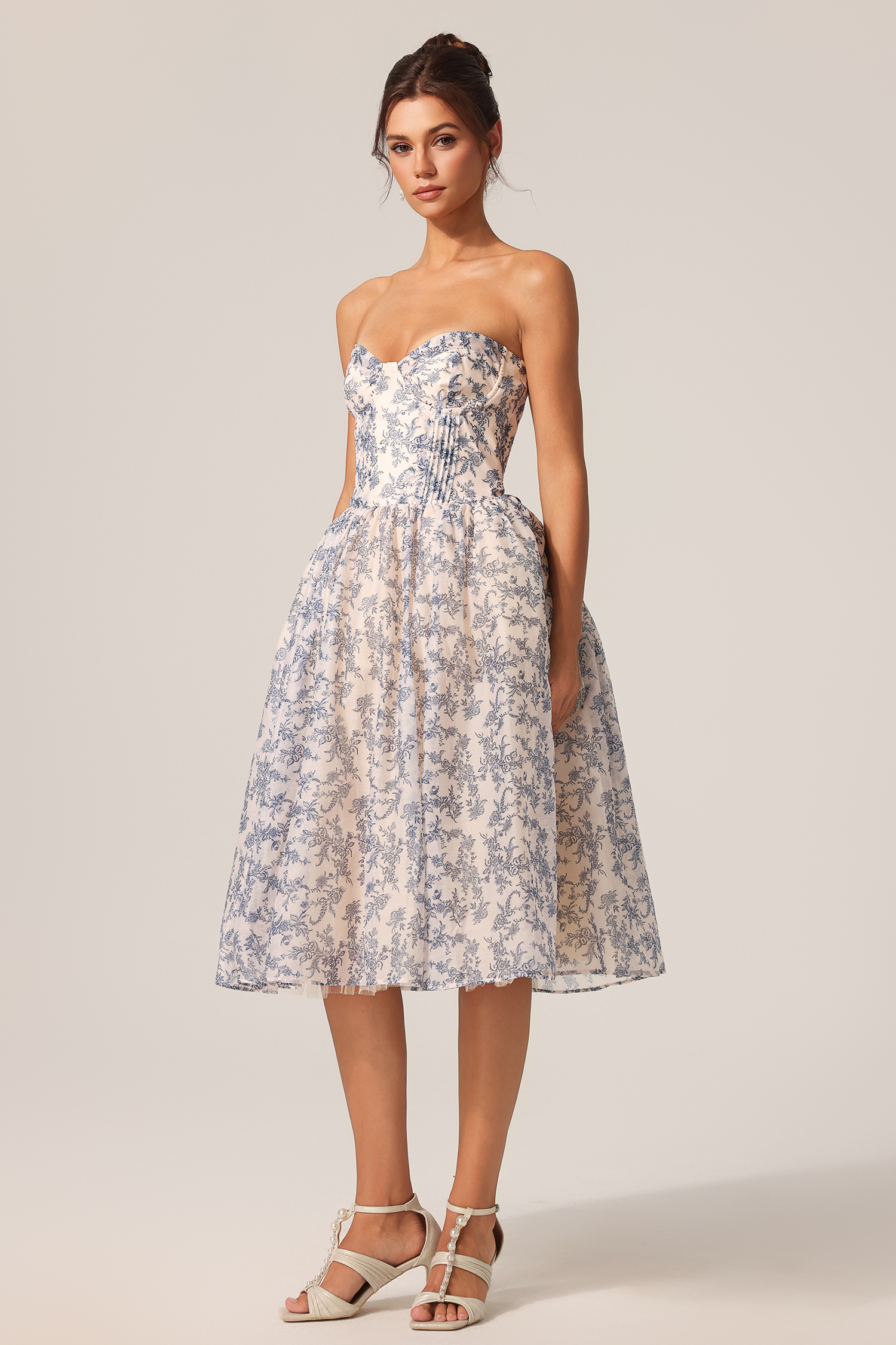 Trinaco Sleeveless Floral Printed Midi Dress