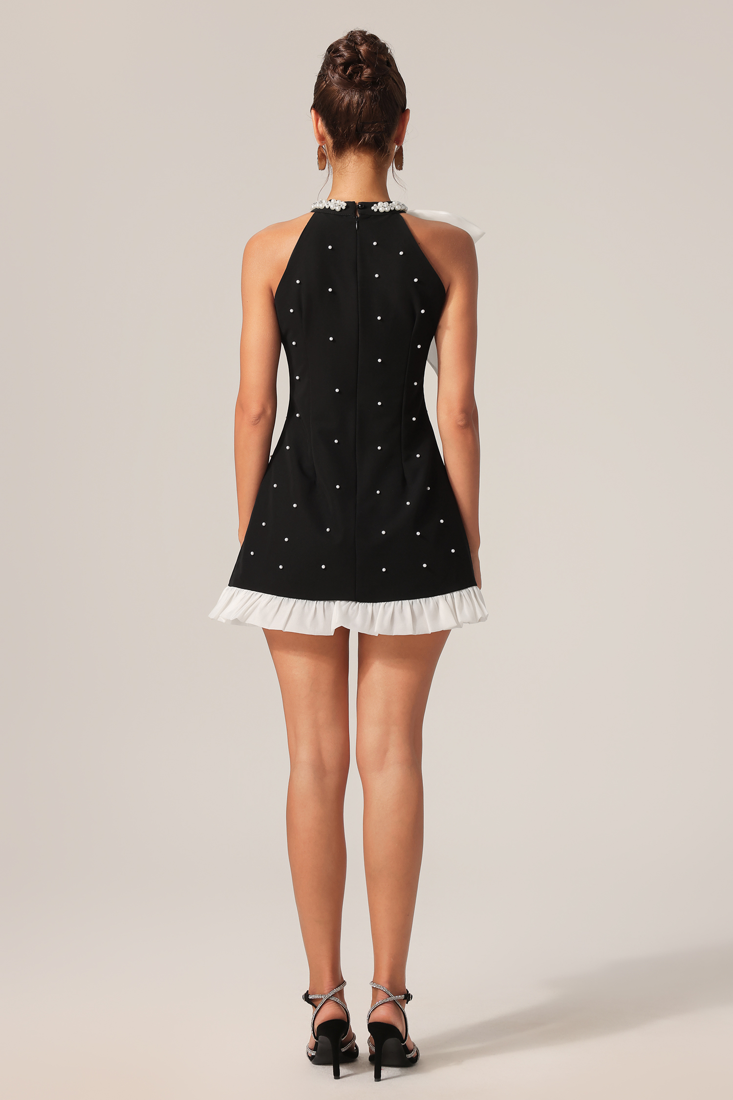 Gani Sleeveless Bowknot Pearl Mini Dress