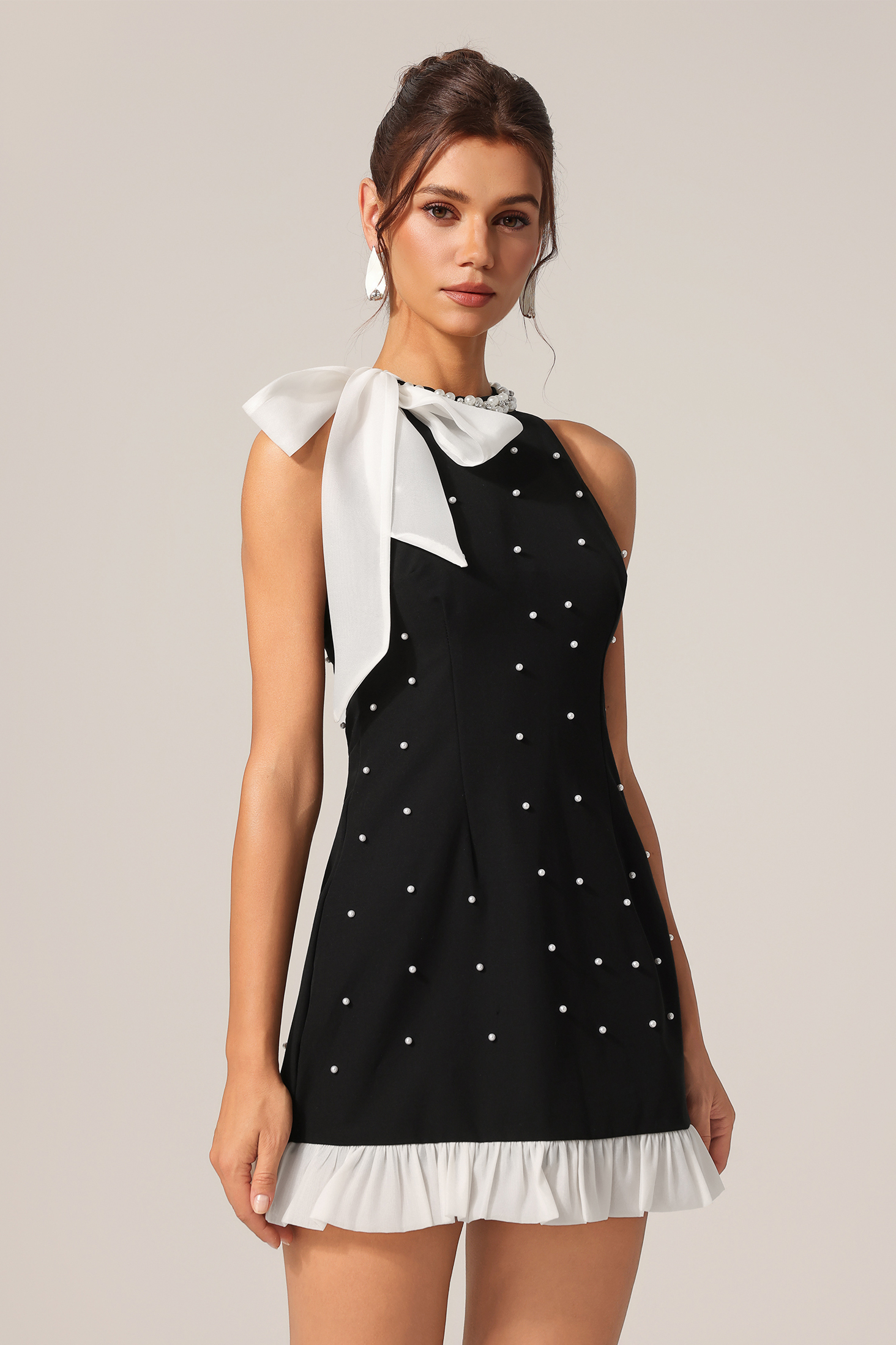Gani Sleeveless Bowknot Pearl Mini Dress