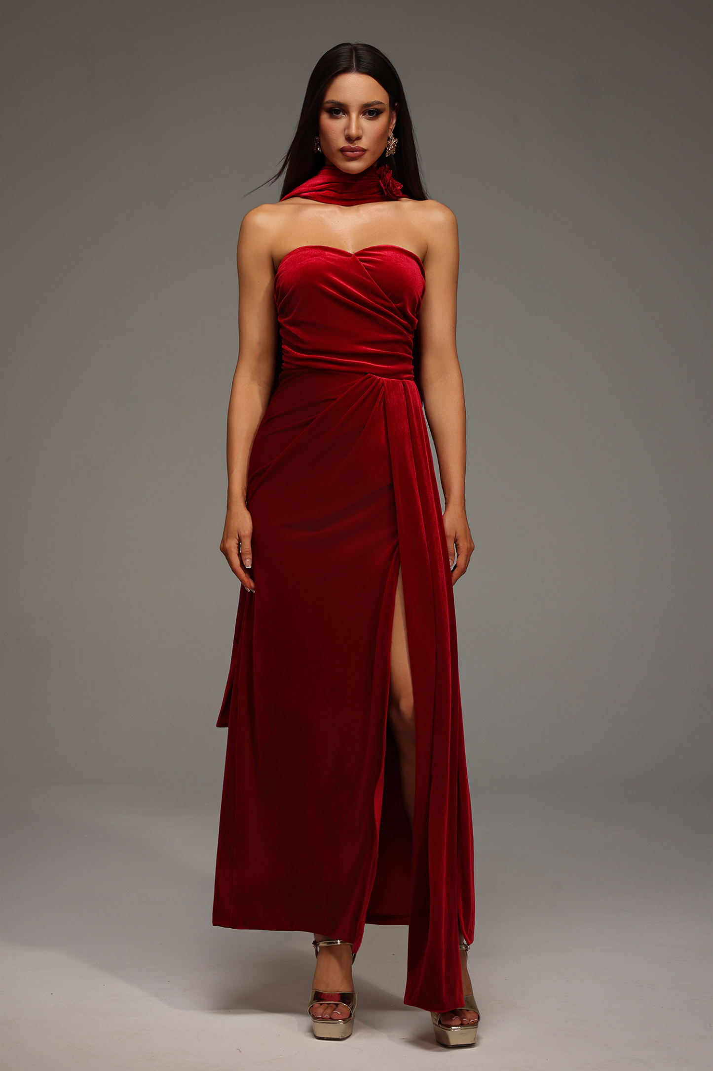 Roche Sleeveless Flowers Ribbon Slit Maxi Dress