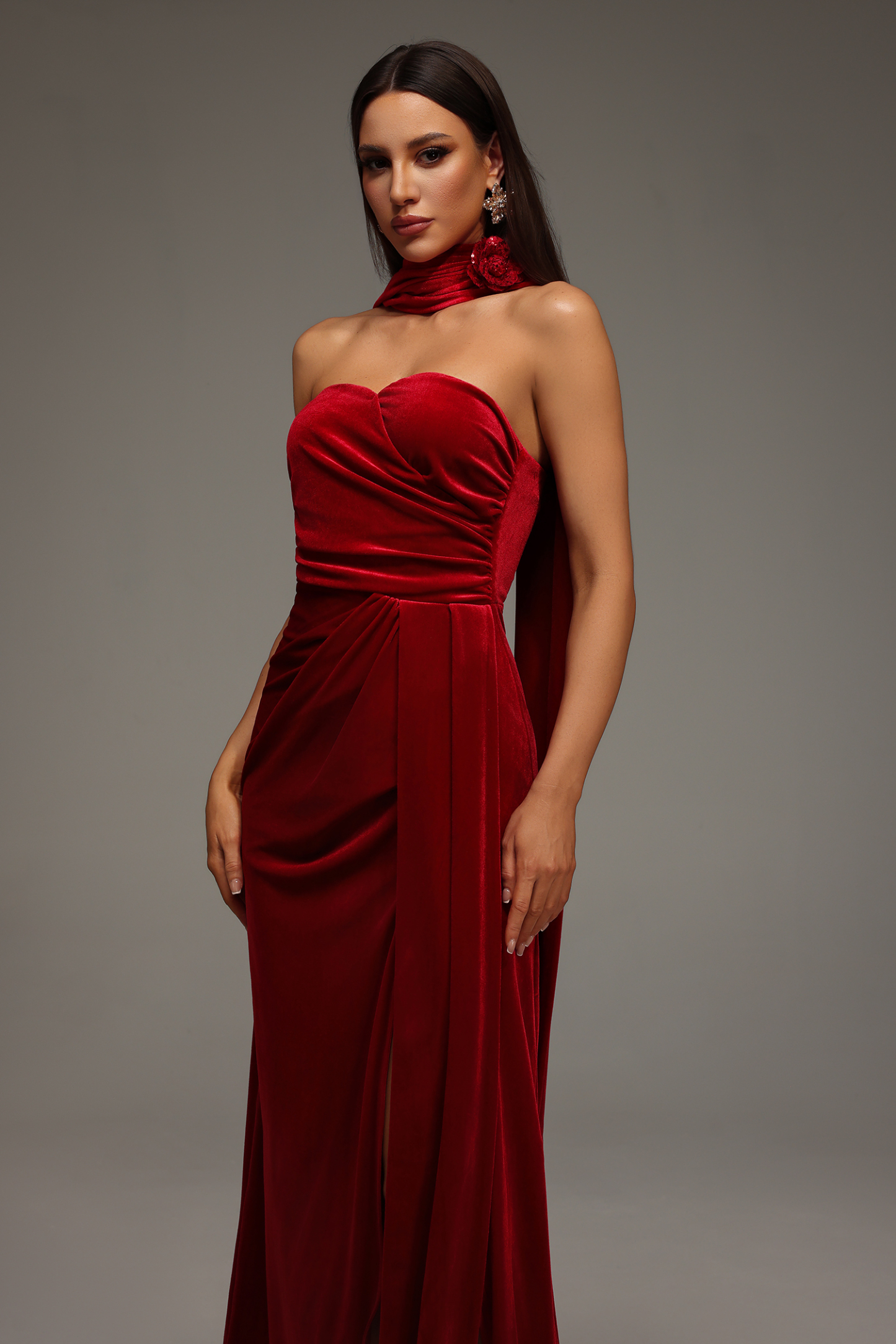 Roche Sleeveless Flowers Ribbon Slit Maxi Dress