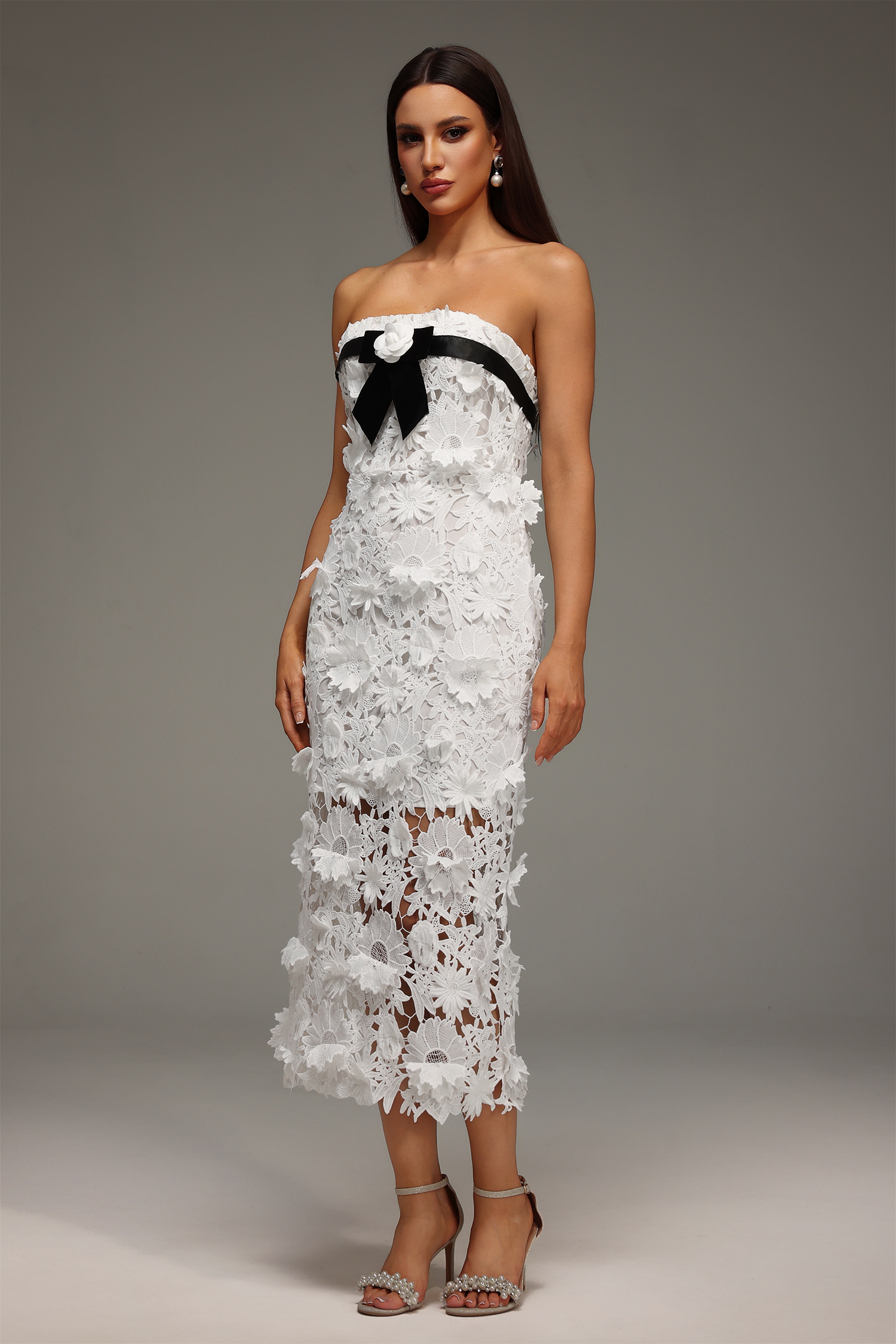 Mio Strapless Lace Flower Maxi Dress