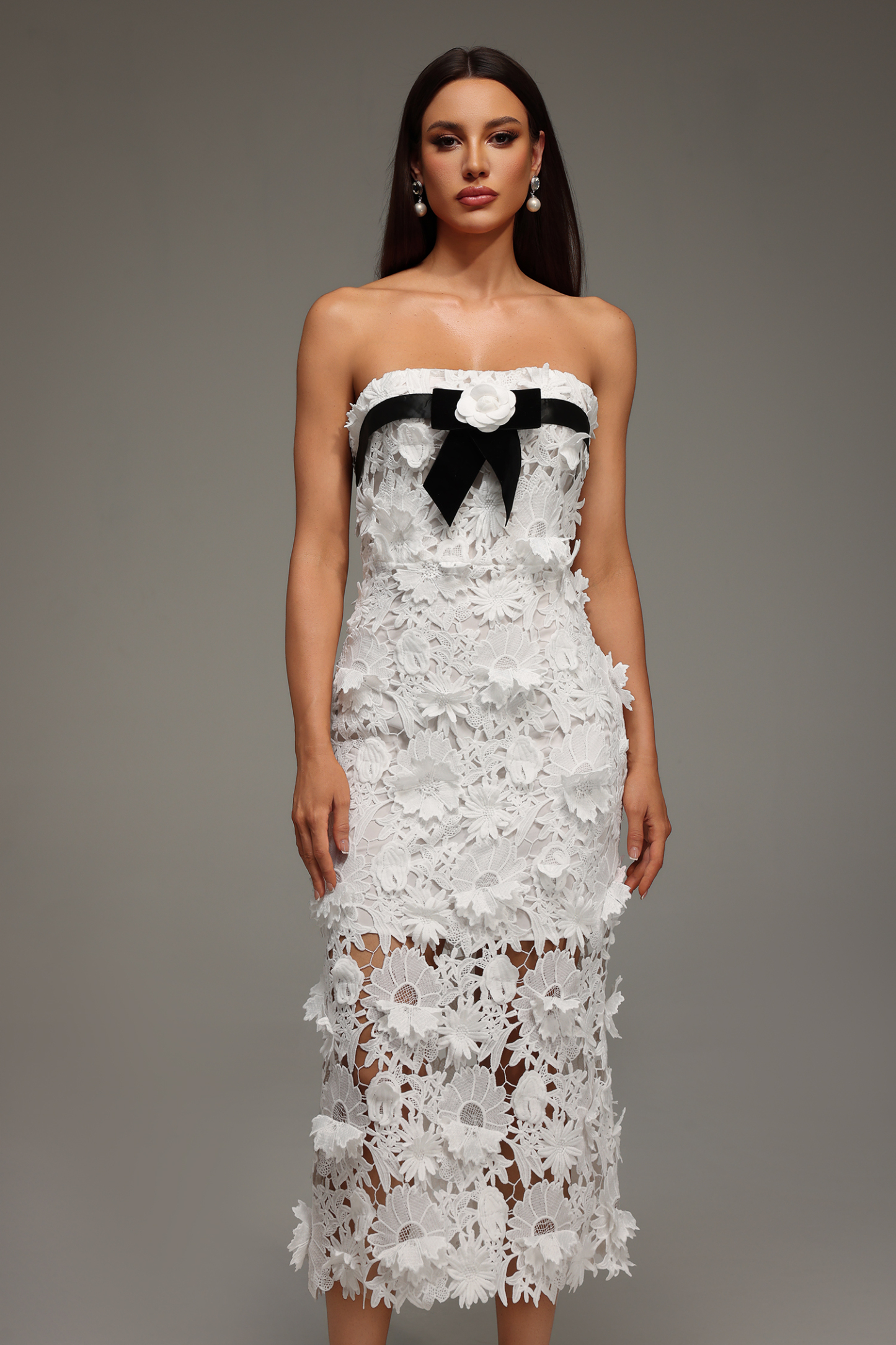 Mio Strapless Lace Flower Maxi Dress