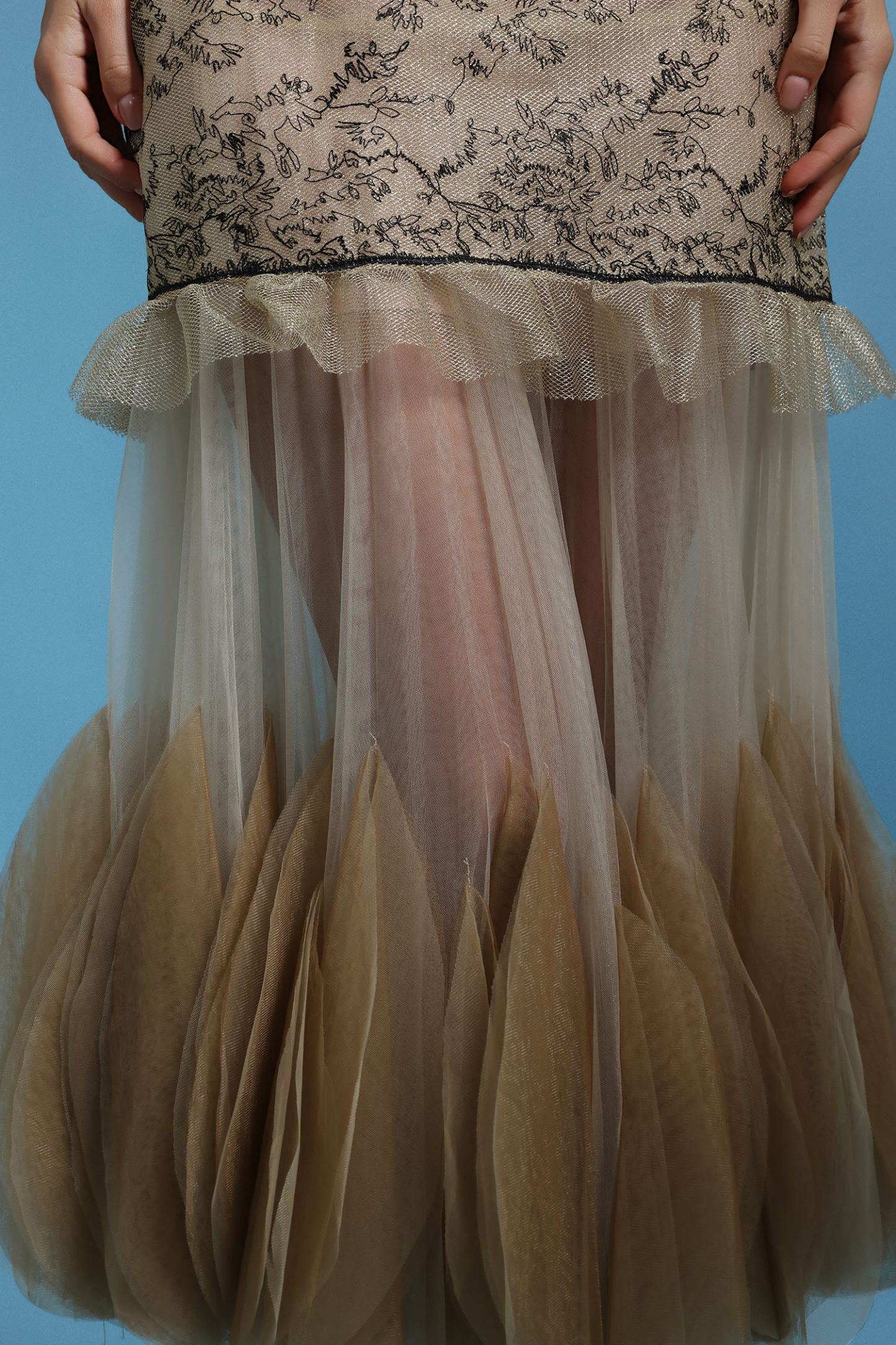 Laly Sleeveless Flounce Fold Maxi Dress