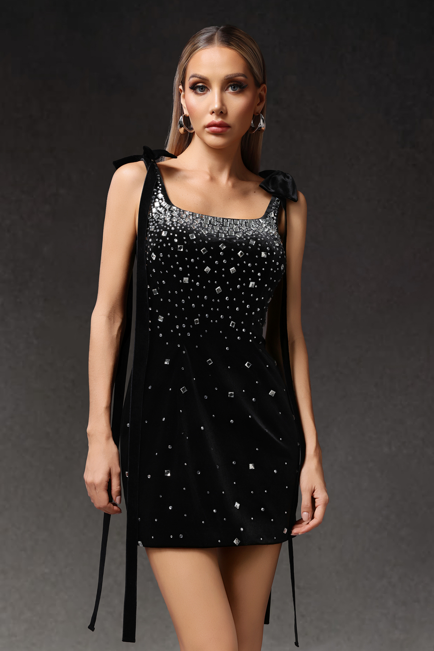 Wreya Sleeveless Bow Diamond Mini Dress