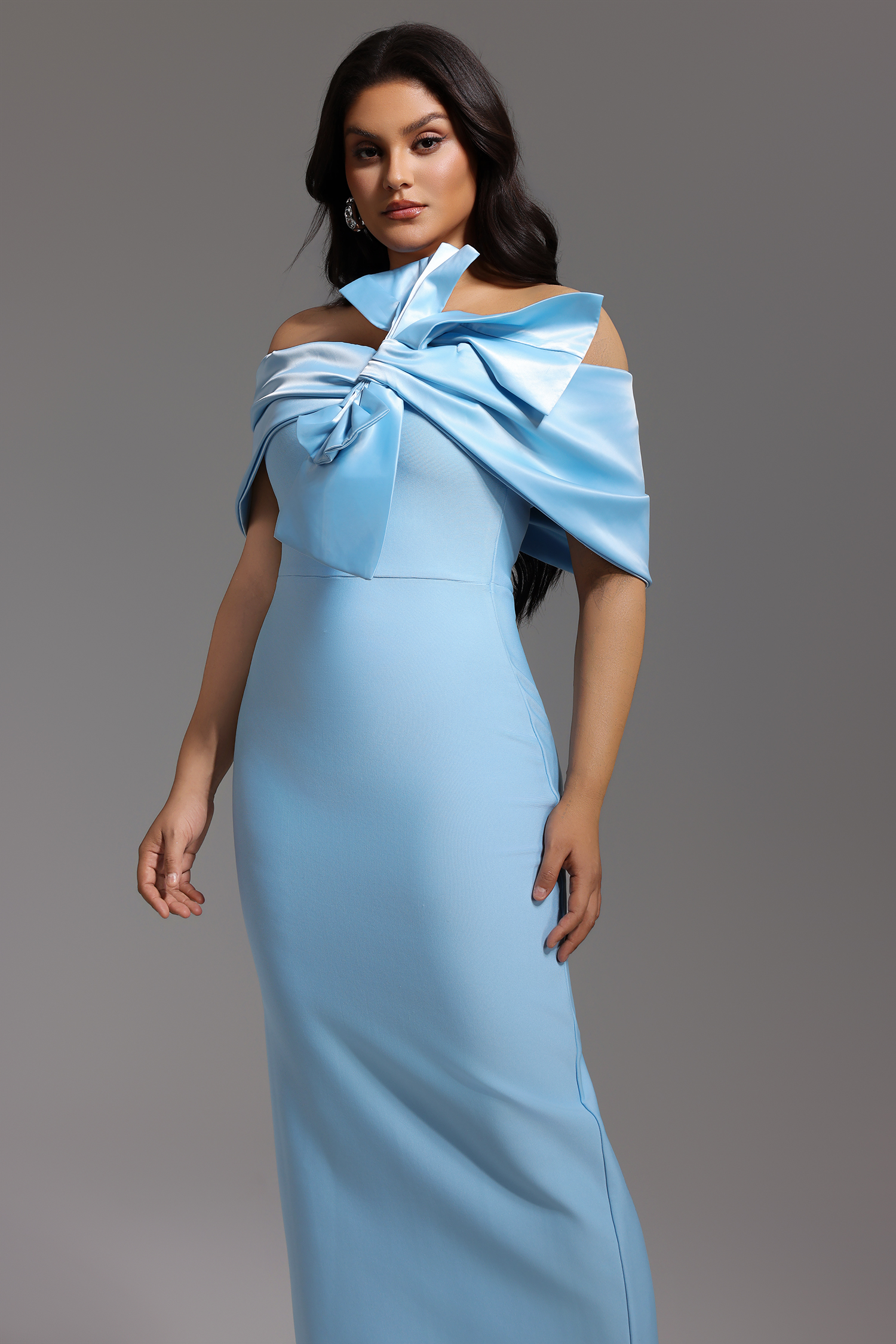 Uara Off-The-Shoulder Bow Bandage Maxi Dress