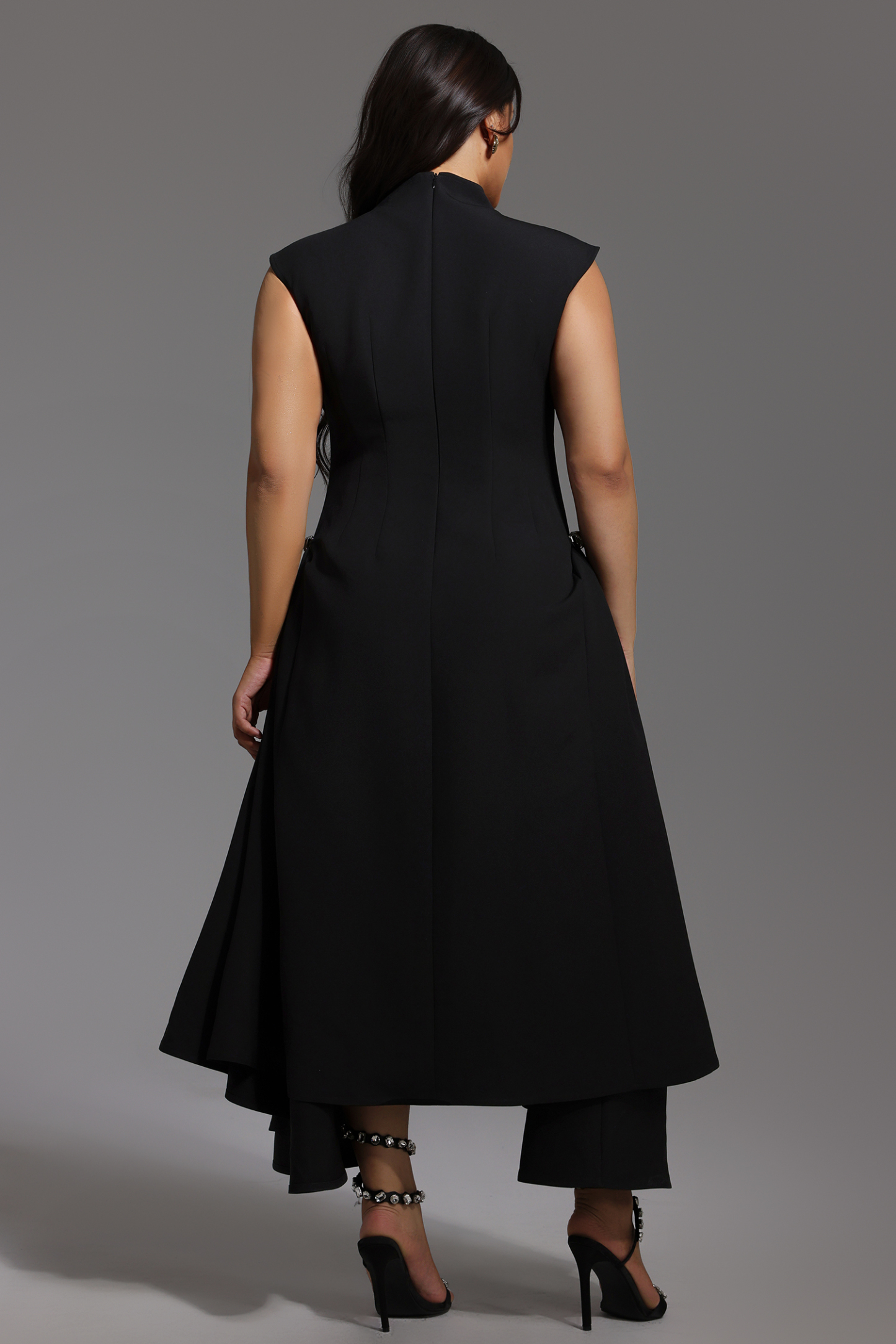 Paca Choker Sleeveless Maxi Dress