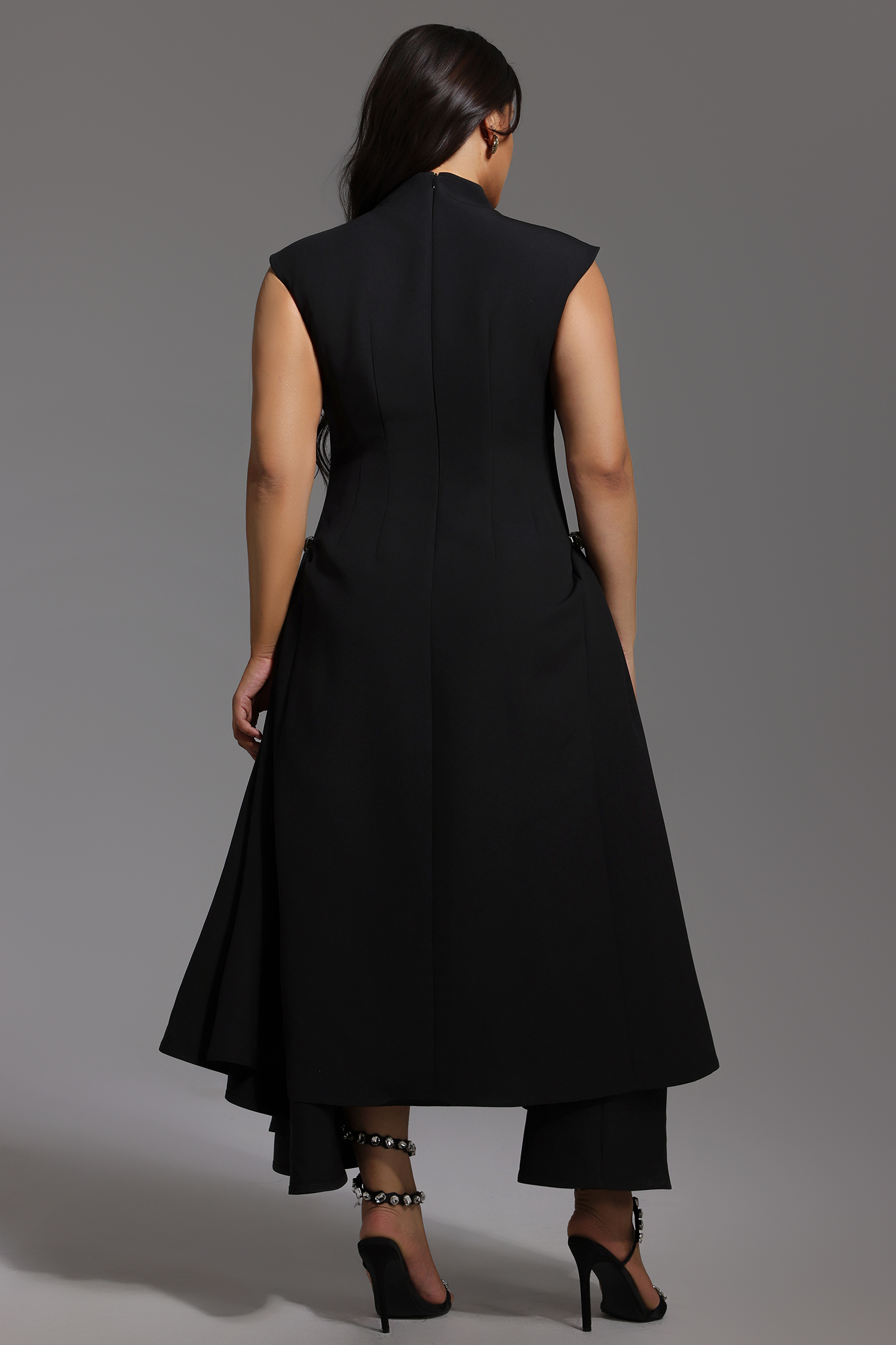 Paca Choker Sleeveless Maxi Dress