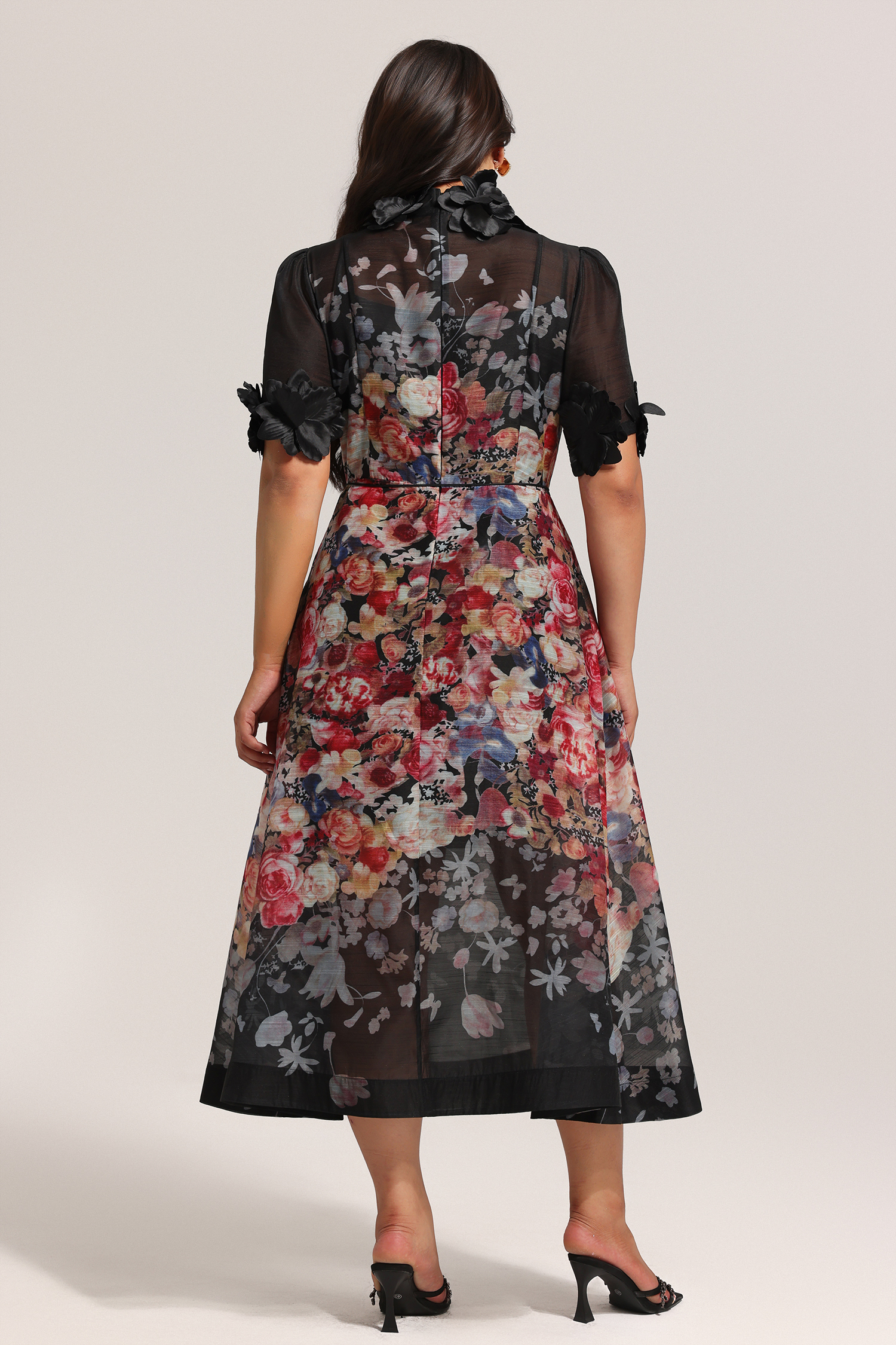 Haliya Short Sleeves Flowers Printed Midi Dress