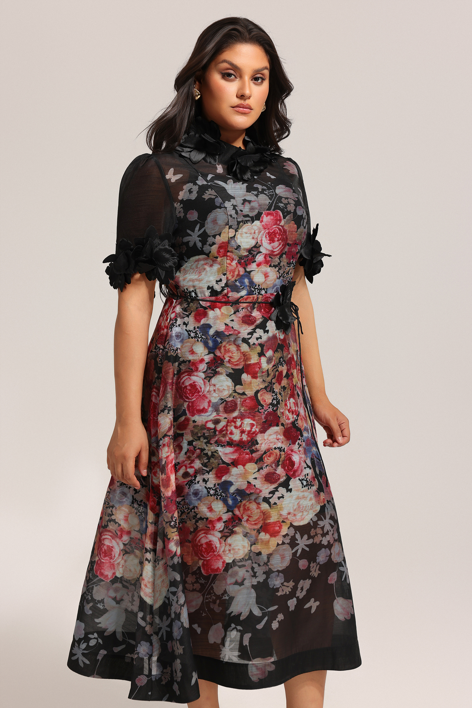 Haliya Short Sleeves Flowers Printed Midi Dress