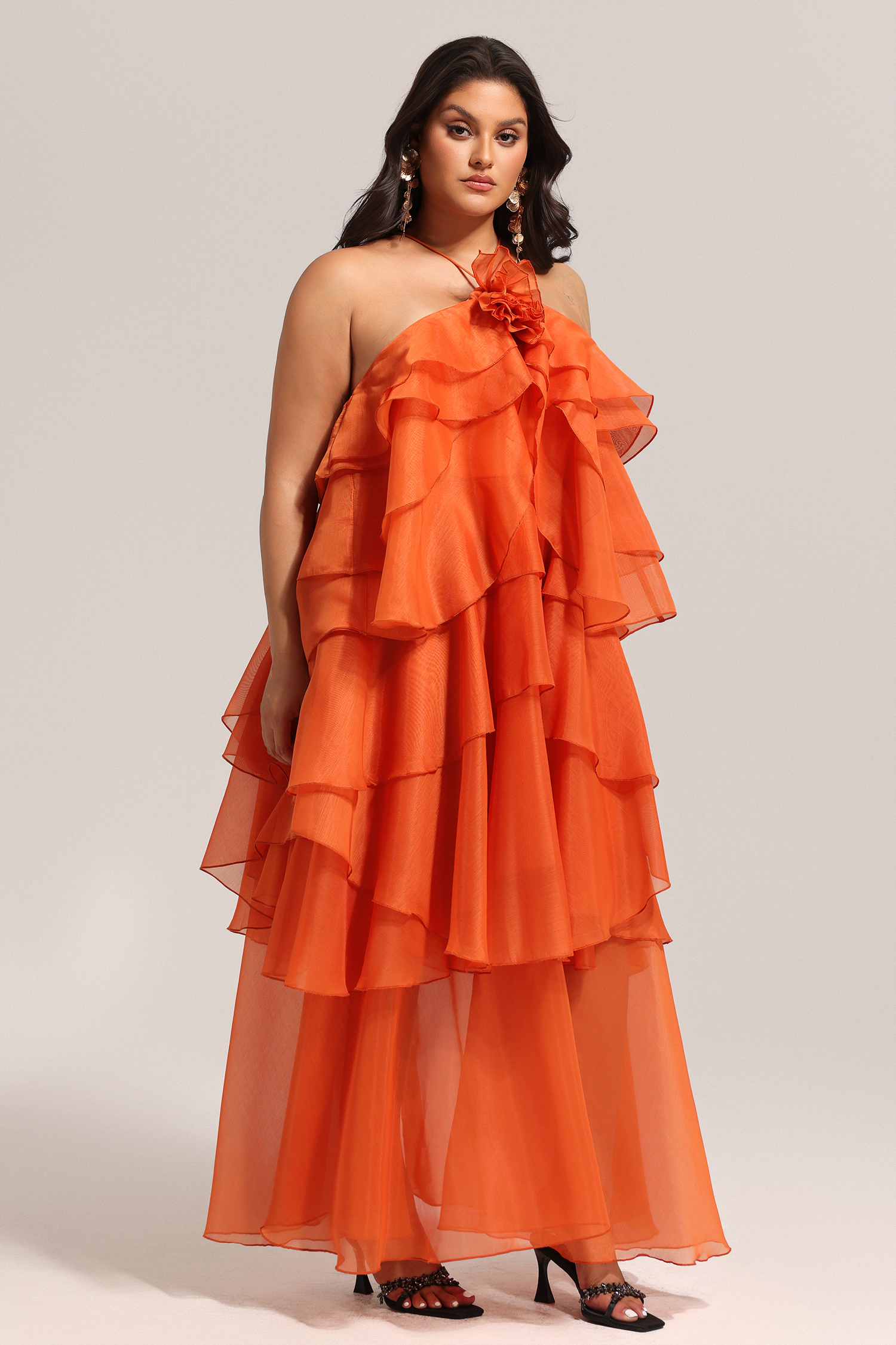 Jesmin Sleeveless Flower Layered Folds Maxi Dress