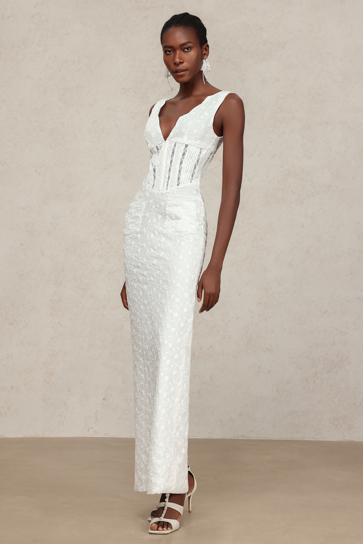 Yvonne Sleeveless V-Neck Maxi Dress