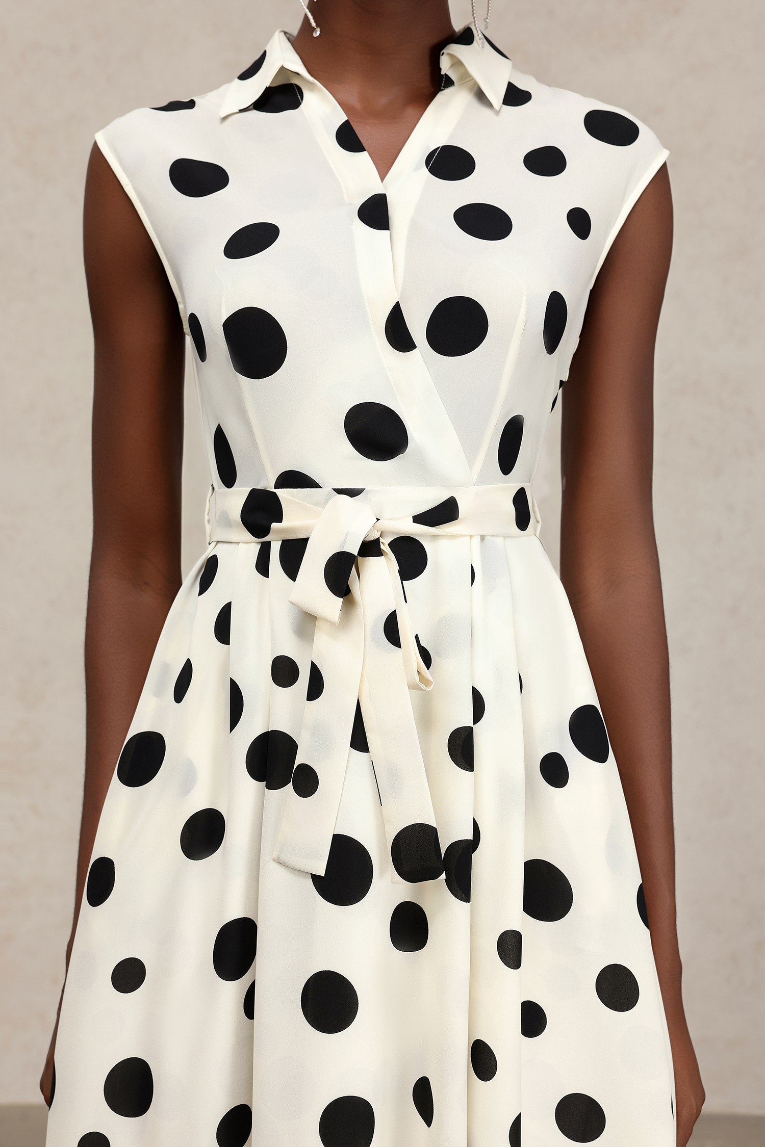 Slaia Lapel Dot Printed Sleeveless Midi Dress – Bellabarnett