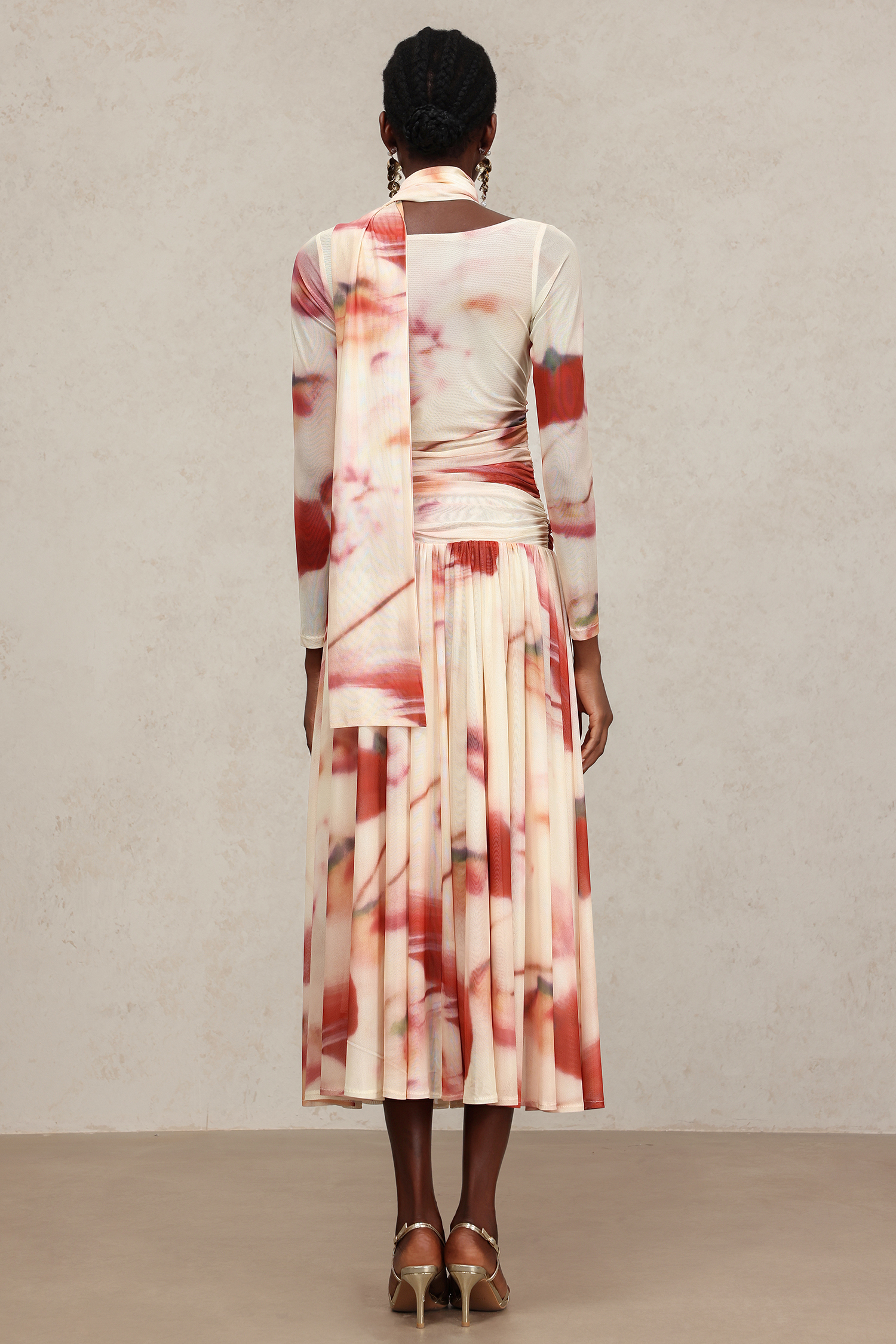 Erina Long Sleeves Floral Printed Maxi Dress