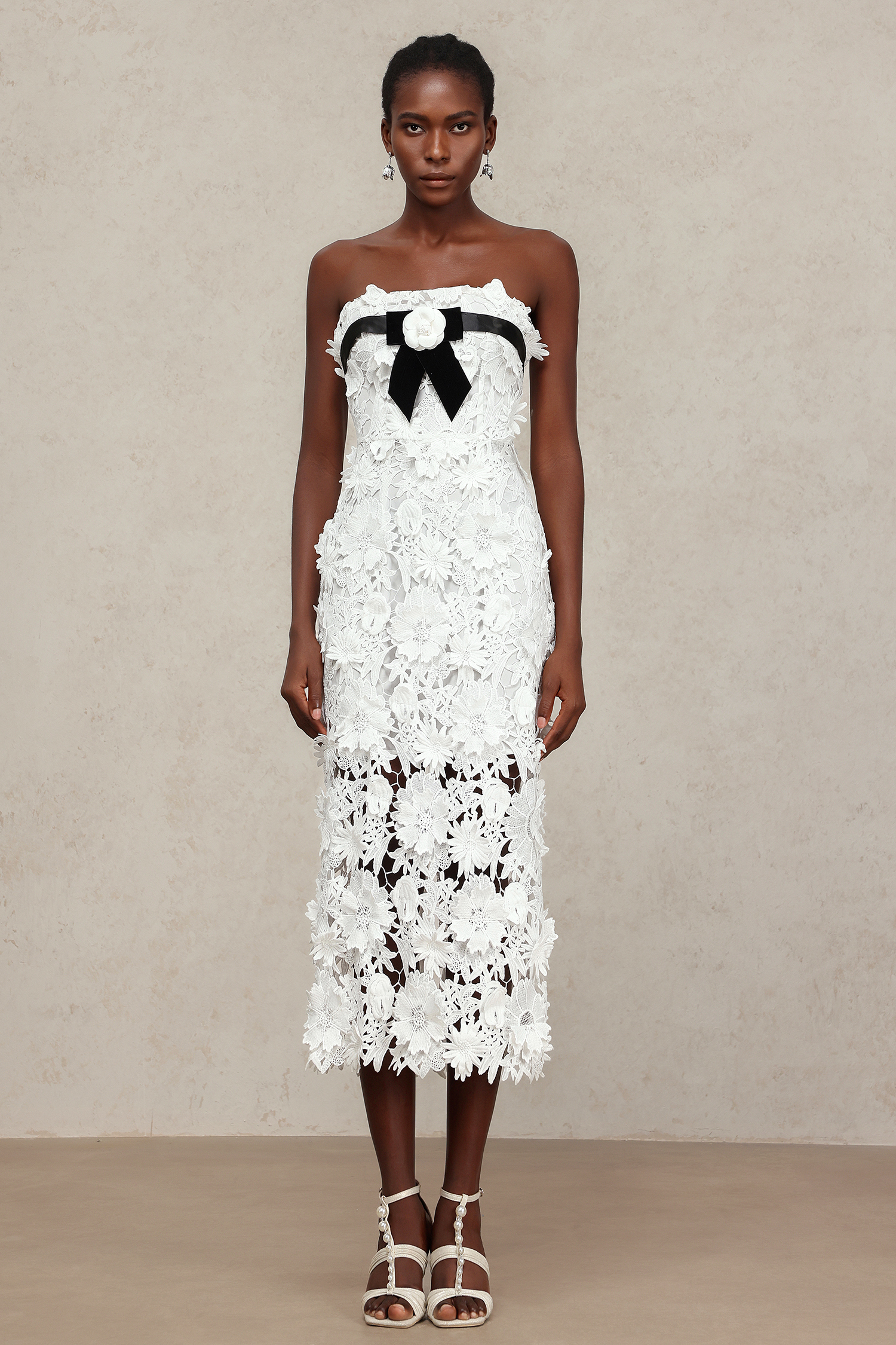 Ezra Sleeveless Lace Flowers Maxi Dress