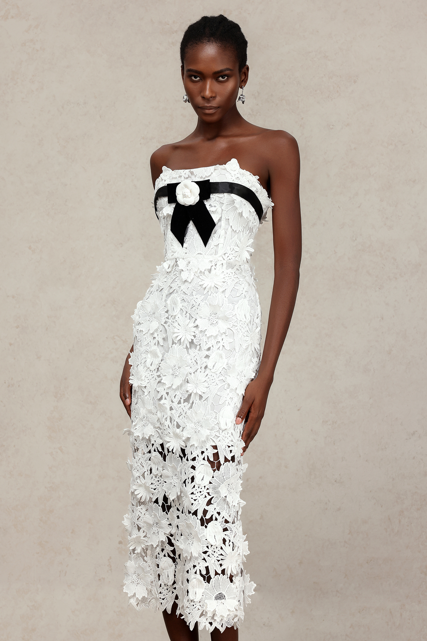 Ezra Sleeveless Lace Flowers Maxi Dress