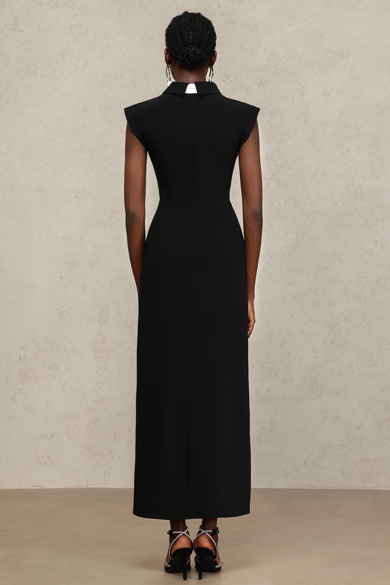 Saloiy Tie Sleeveless Slit Midi Dress