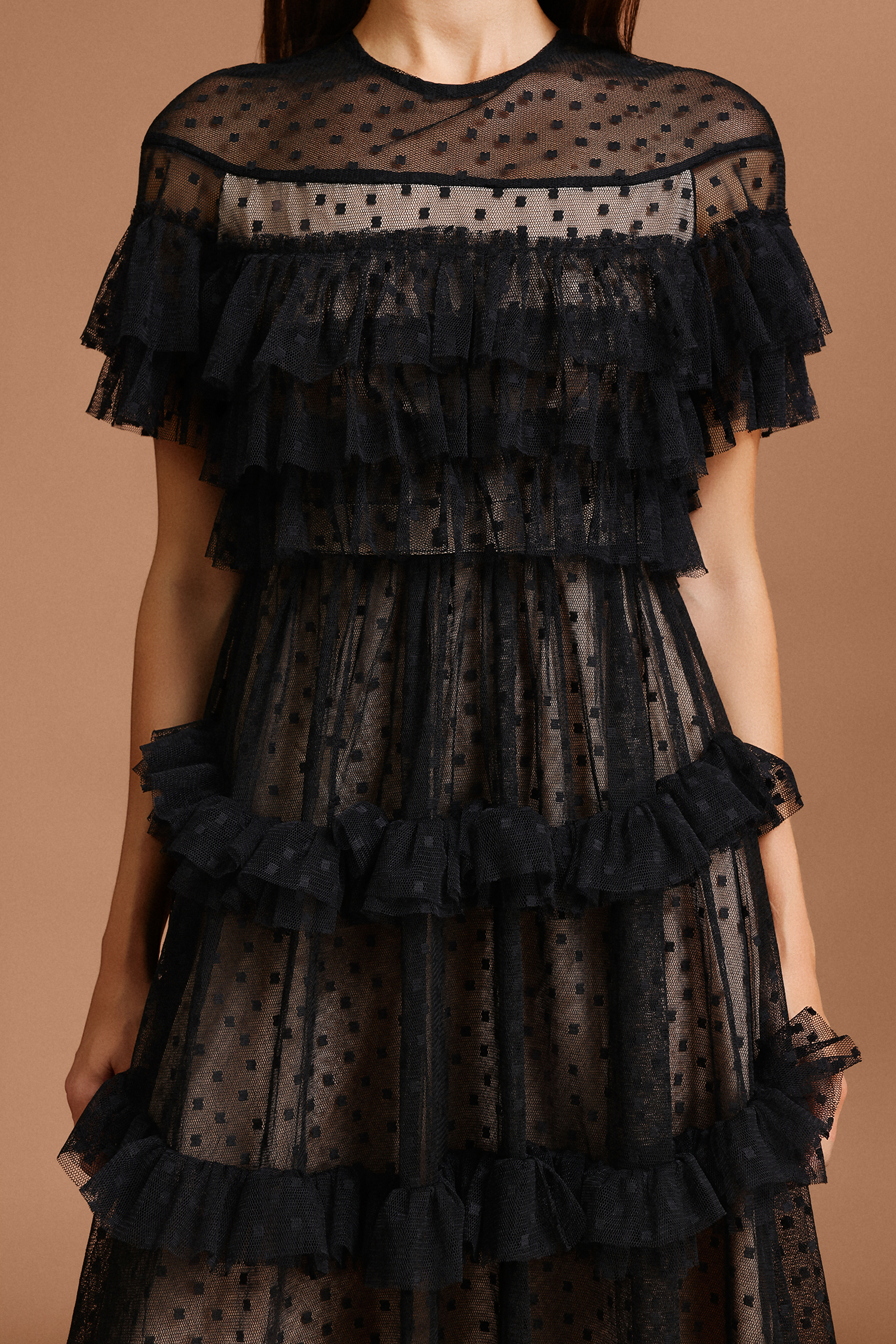 Emmeline Round Neck Short Sleeves Dot Printed Maxi Dress