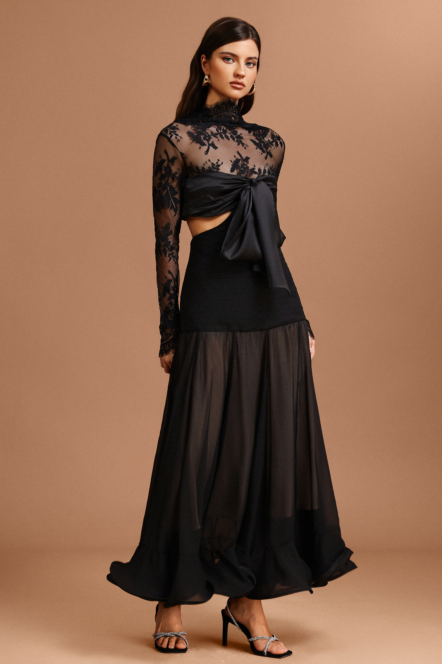 Sharlot Long Sleeves Folds Lace Bowknot Maxi Dress