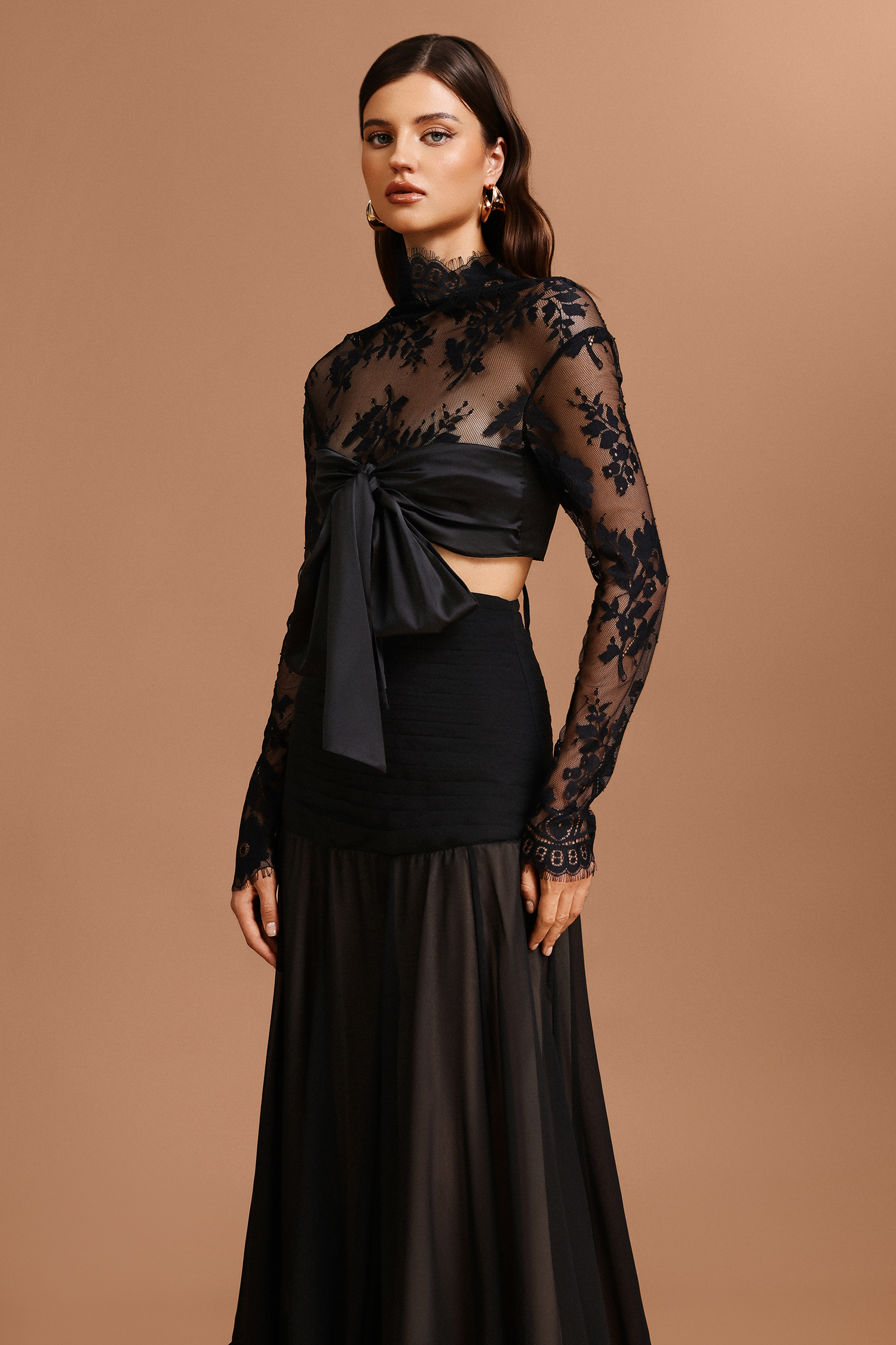 Sharlot Long Sleeves Folds Lace Bowknot Maxi Dress