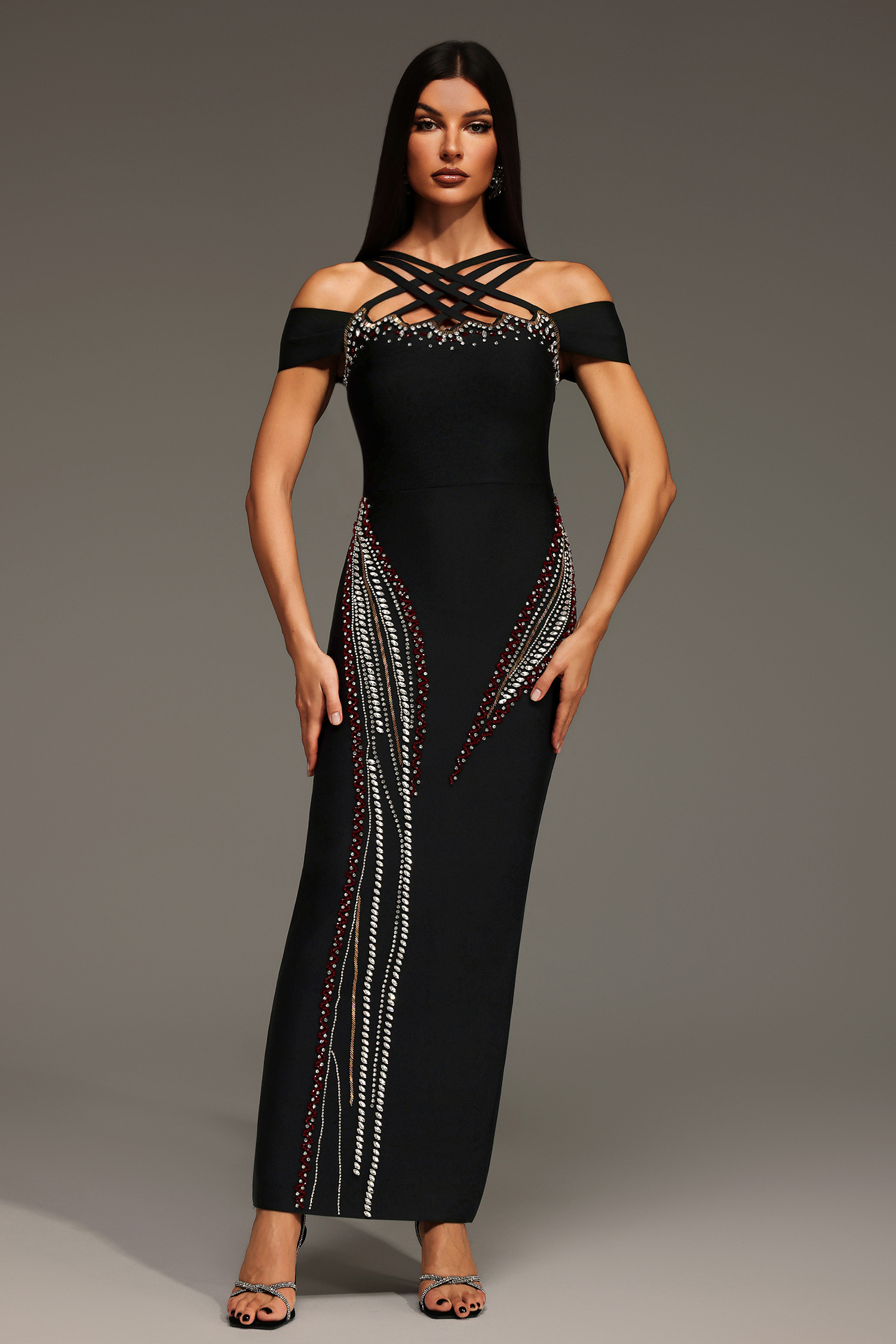 Ternan Sleeveless Diamond Hollow Out Bandage Maxi Dress