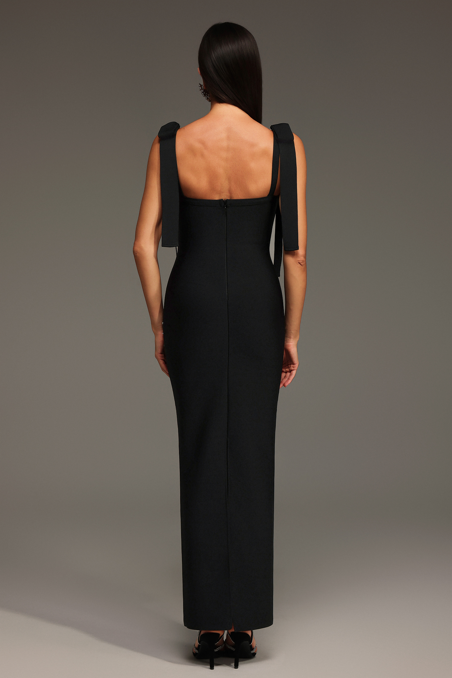 Zohara Sleeveless V-Neck Bow Bandage Maxi Dress