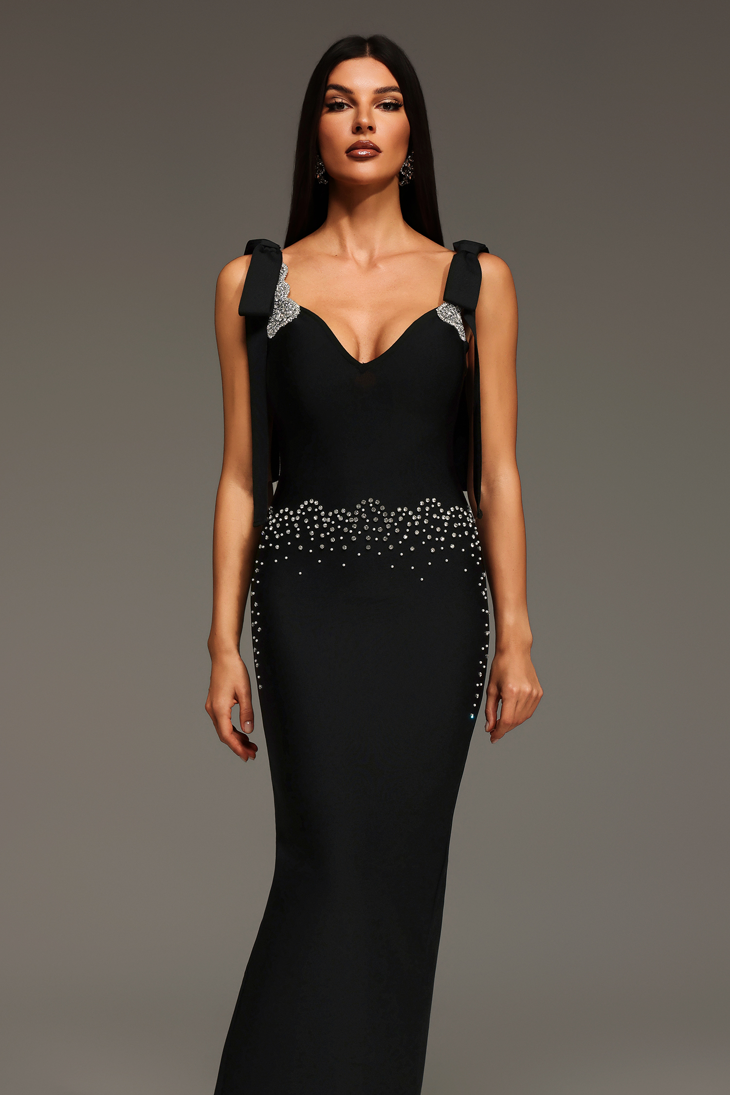 Zohara Sleeveless V-Neck Bow Bandage Maxi Dress