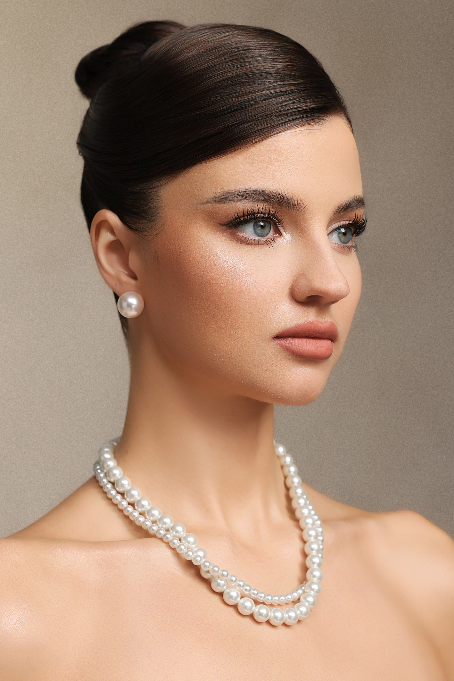 Delisy Pearl Double Layer Necklace