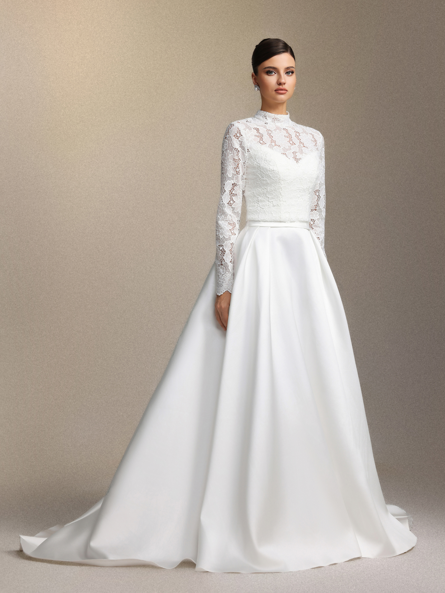 Rora Lace fishbone strapless two-piece maxi wedding dress