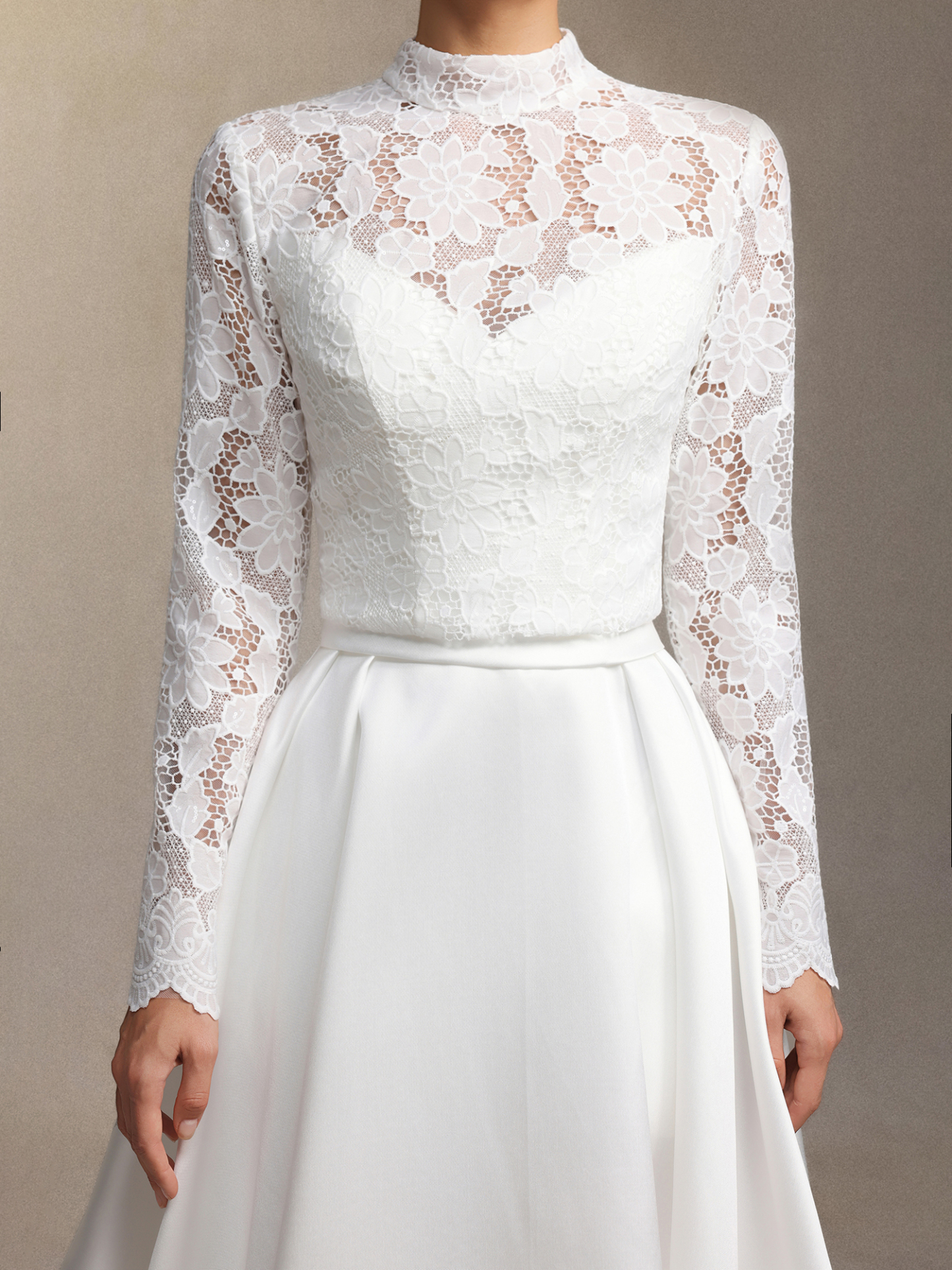 Rora Lace fishbone strapless two-piece maxi wedding dress