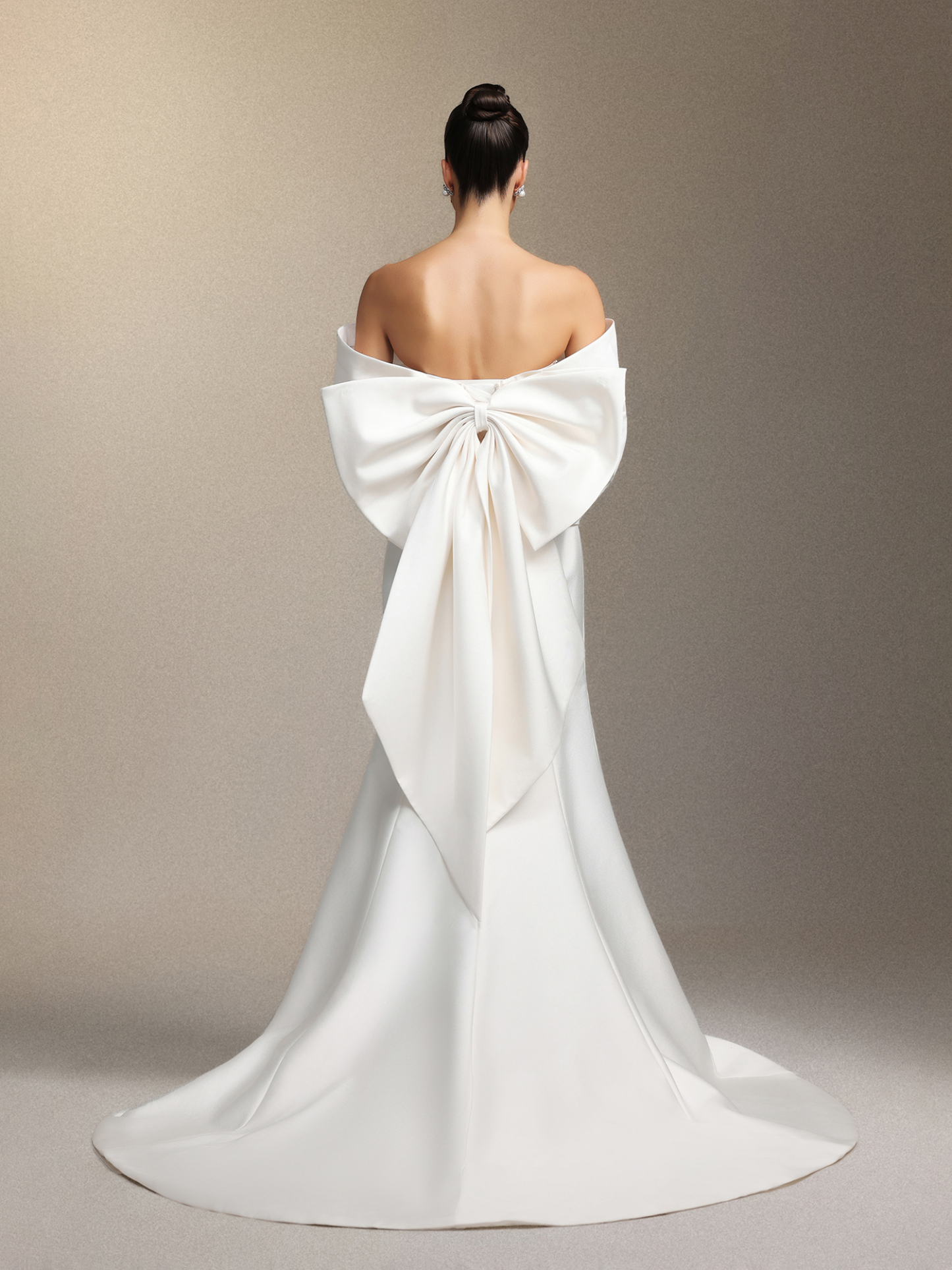 Euen Slimming bow fishtail maxi wedding dress