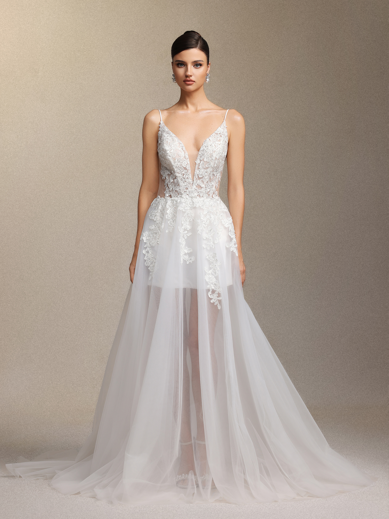 Xaler Halter straps V-neck slit lace mesh maxi wedding dress