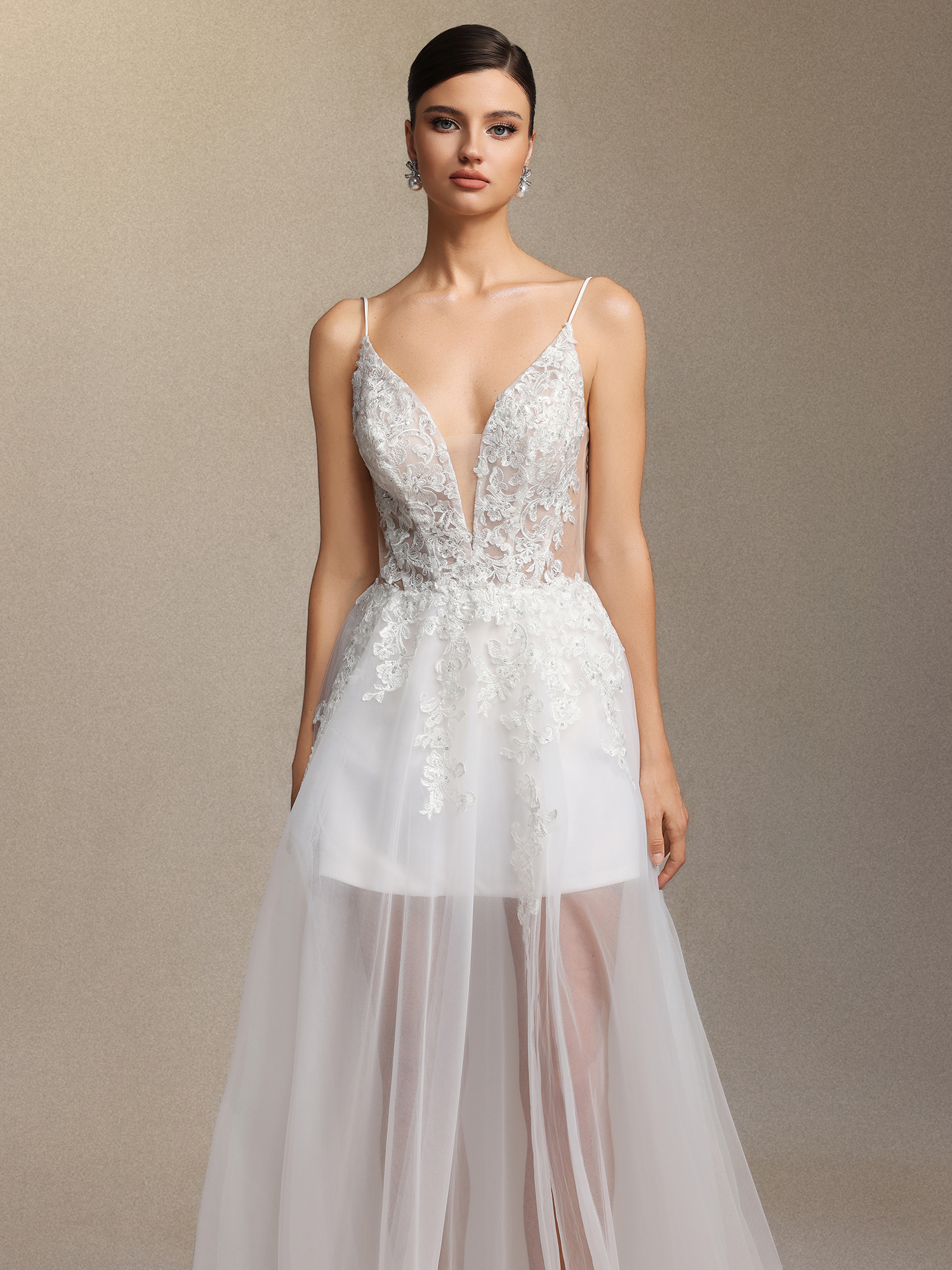 Xaler Halter straps V-neck slit lace mesh maxi wedding dress