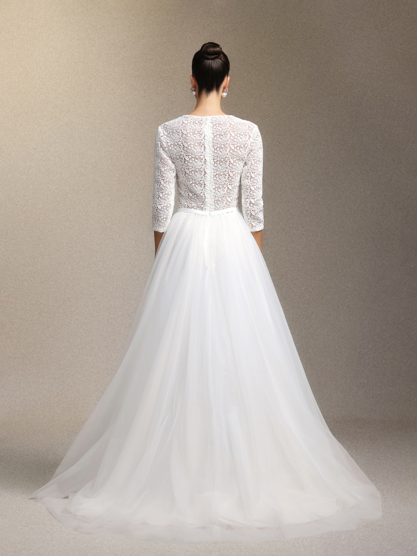 Lace tulle long-sleeved long-length wedding dress