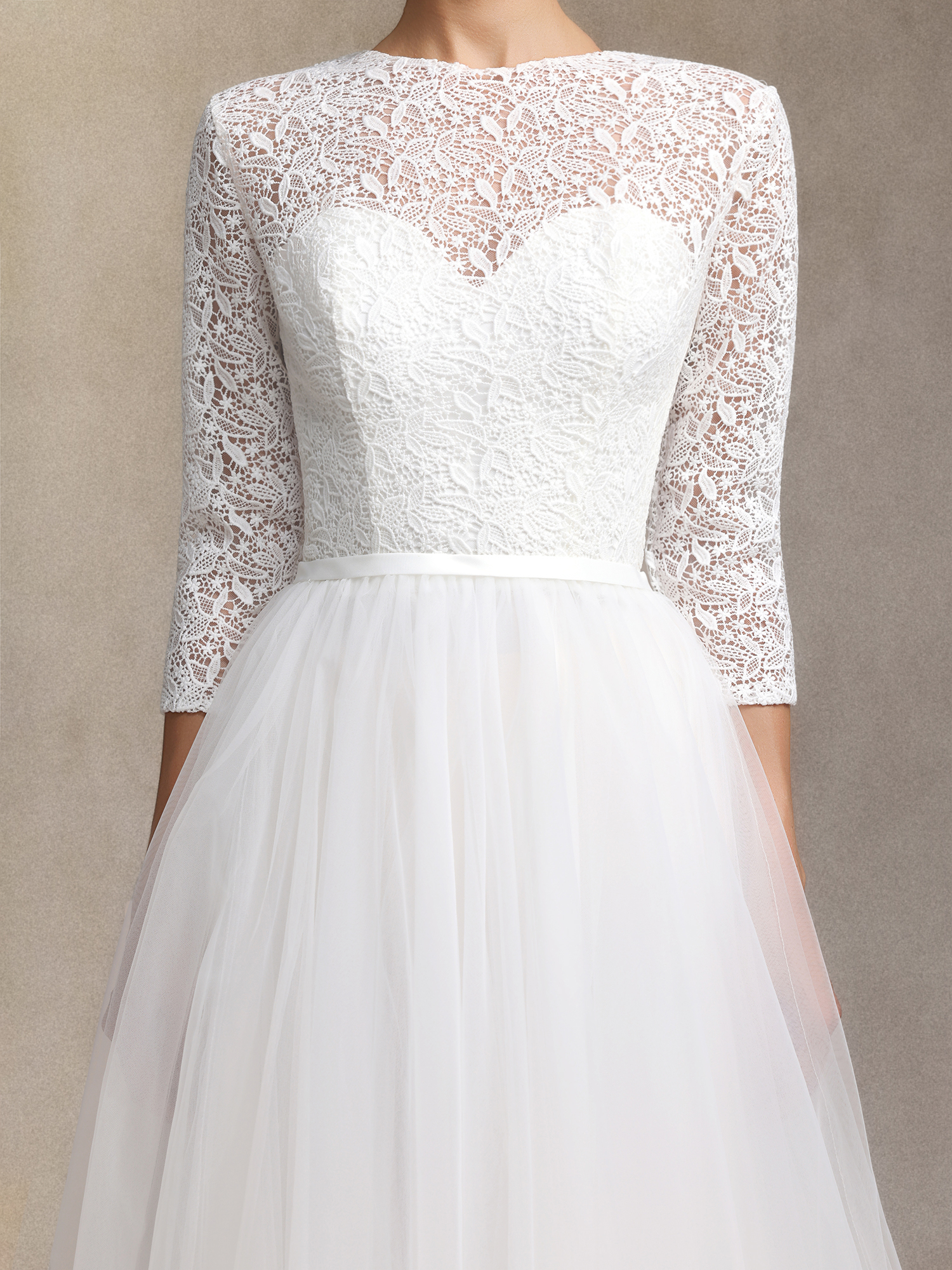 Lace tulle long-sleeved long-length wedding dress