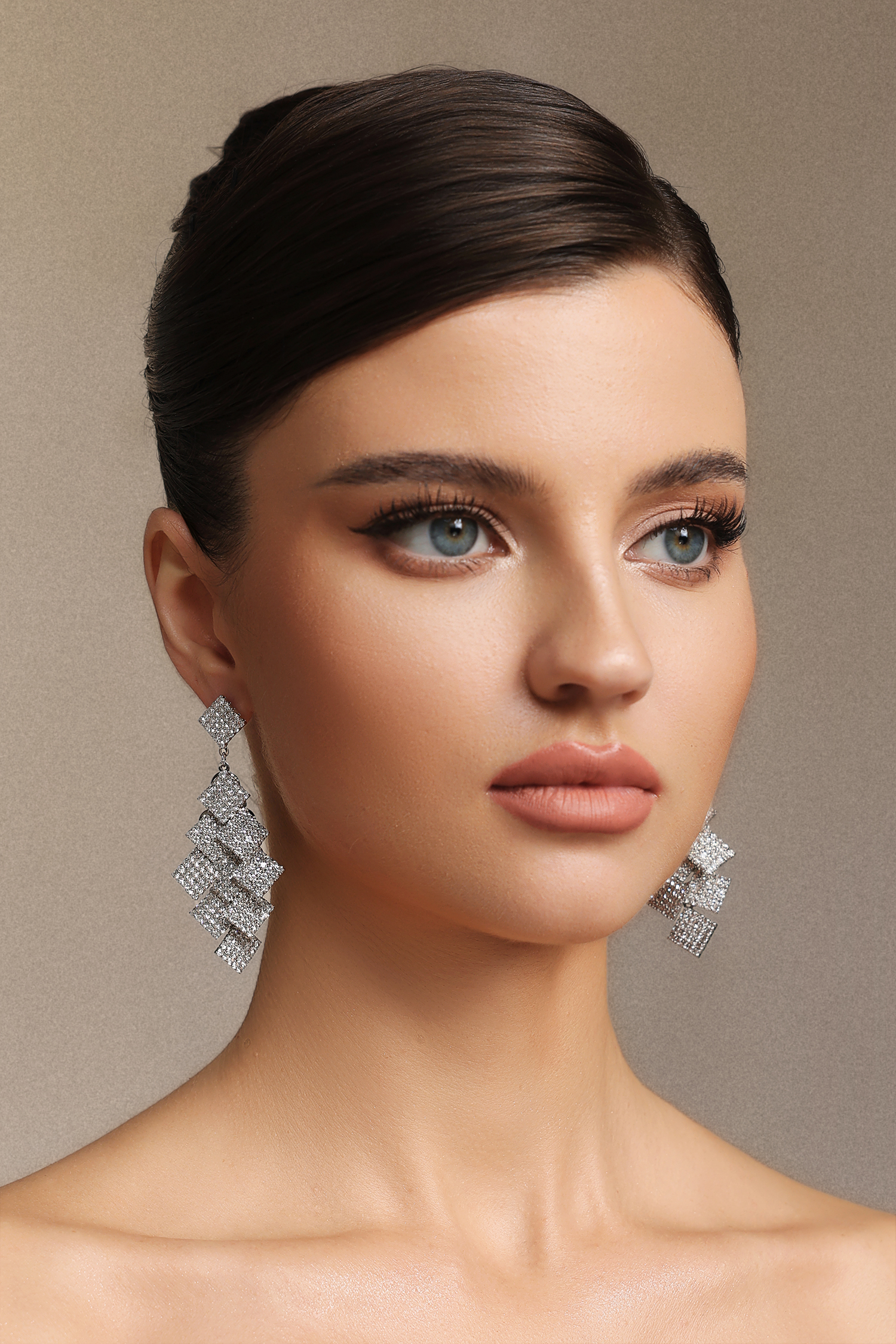 Yoli Geometry Square Diamond Earrings