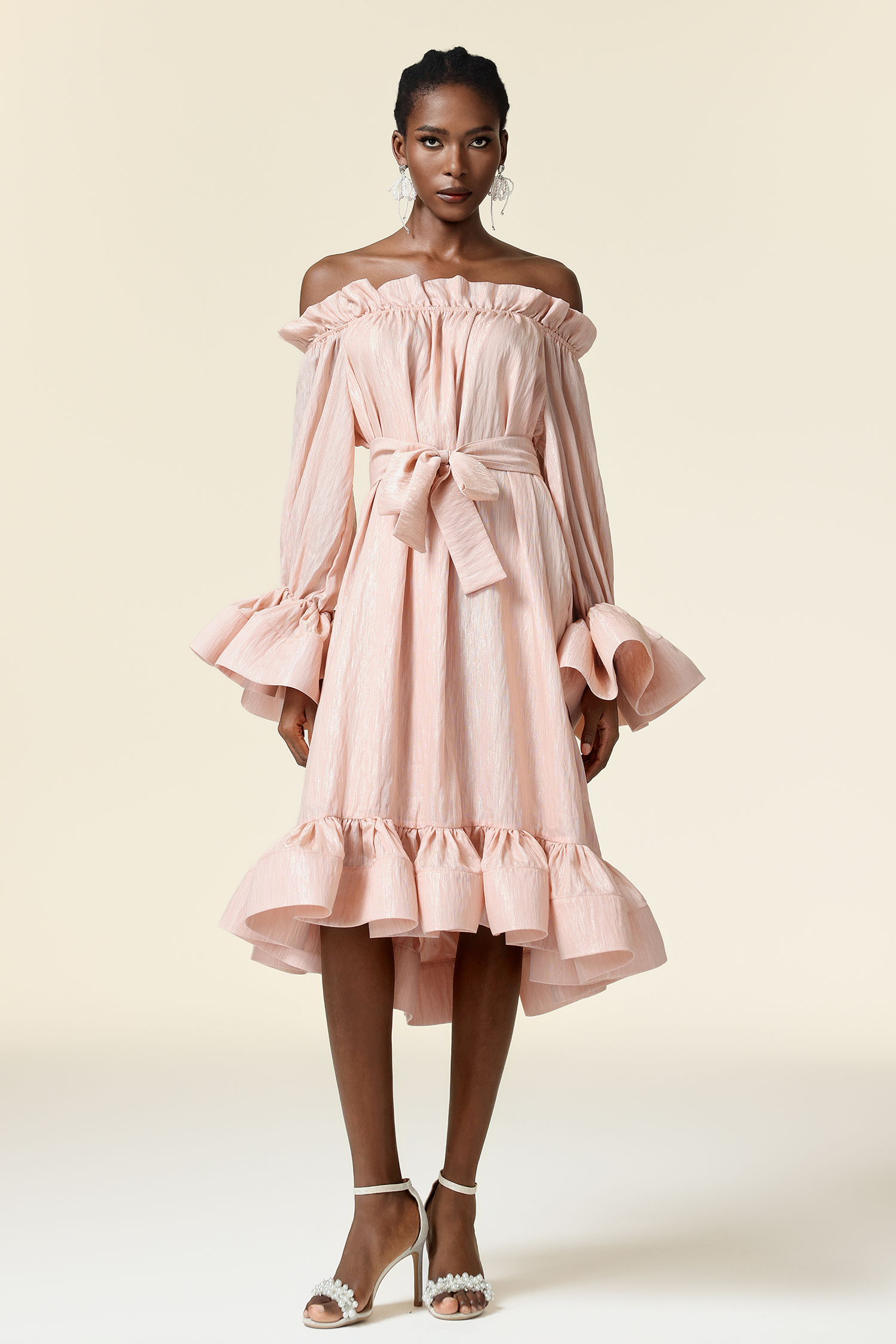 Yuco Off-The-Shoulder Long Sleeves Folds Midi Dress