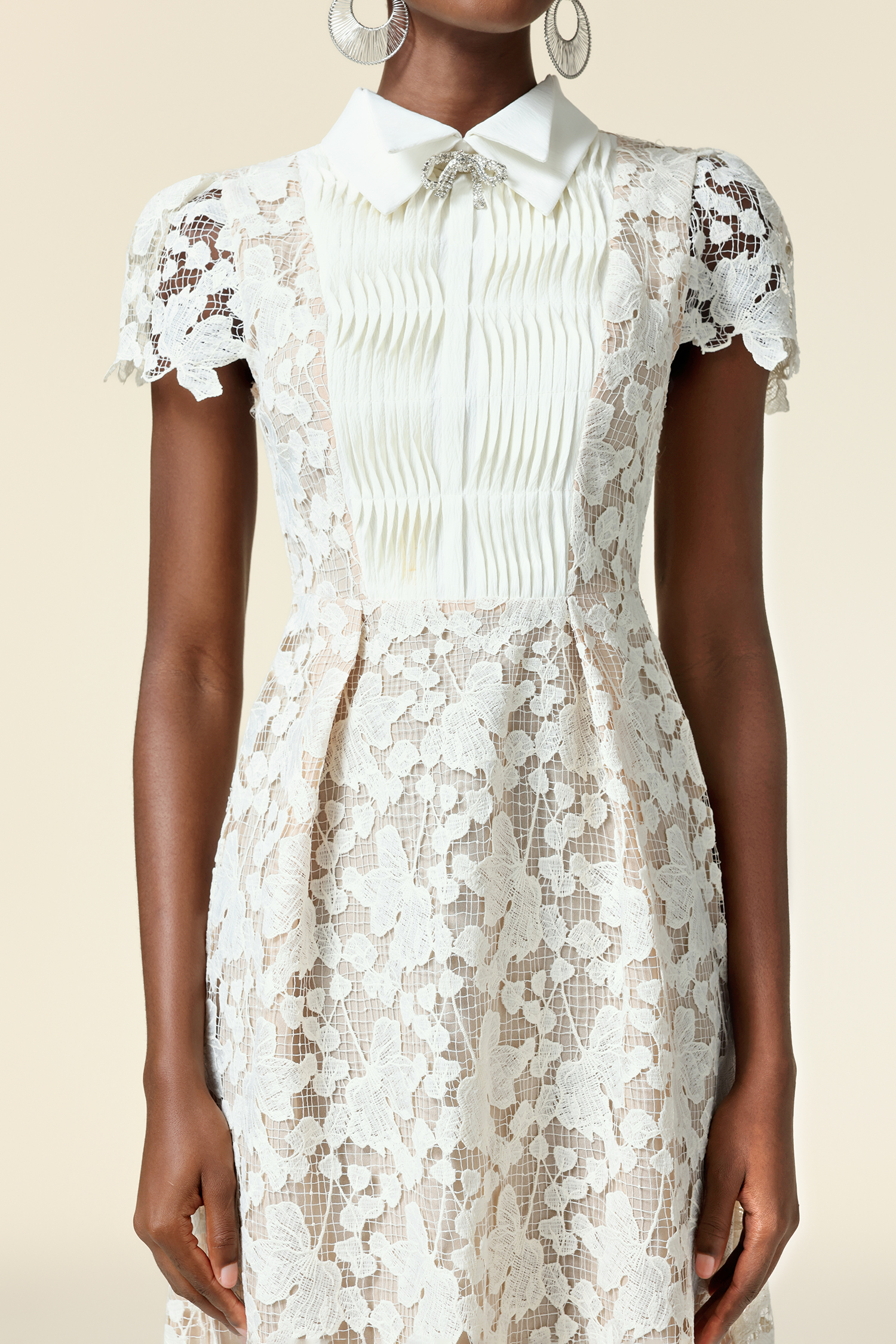 Winola Lapel Short Sleeves Lace Flowers Butterfly Folds Midi Dress