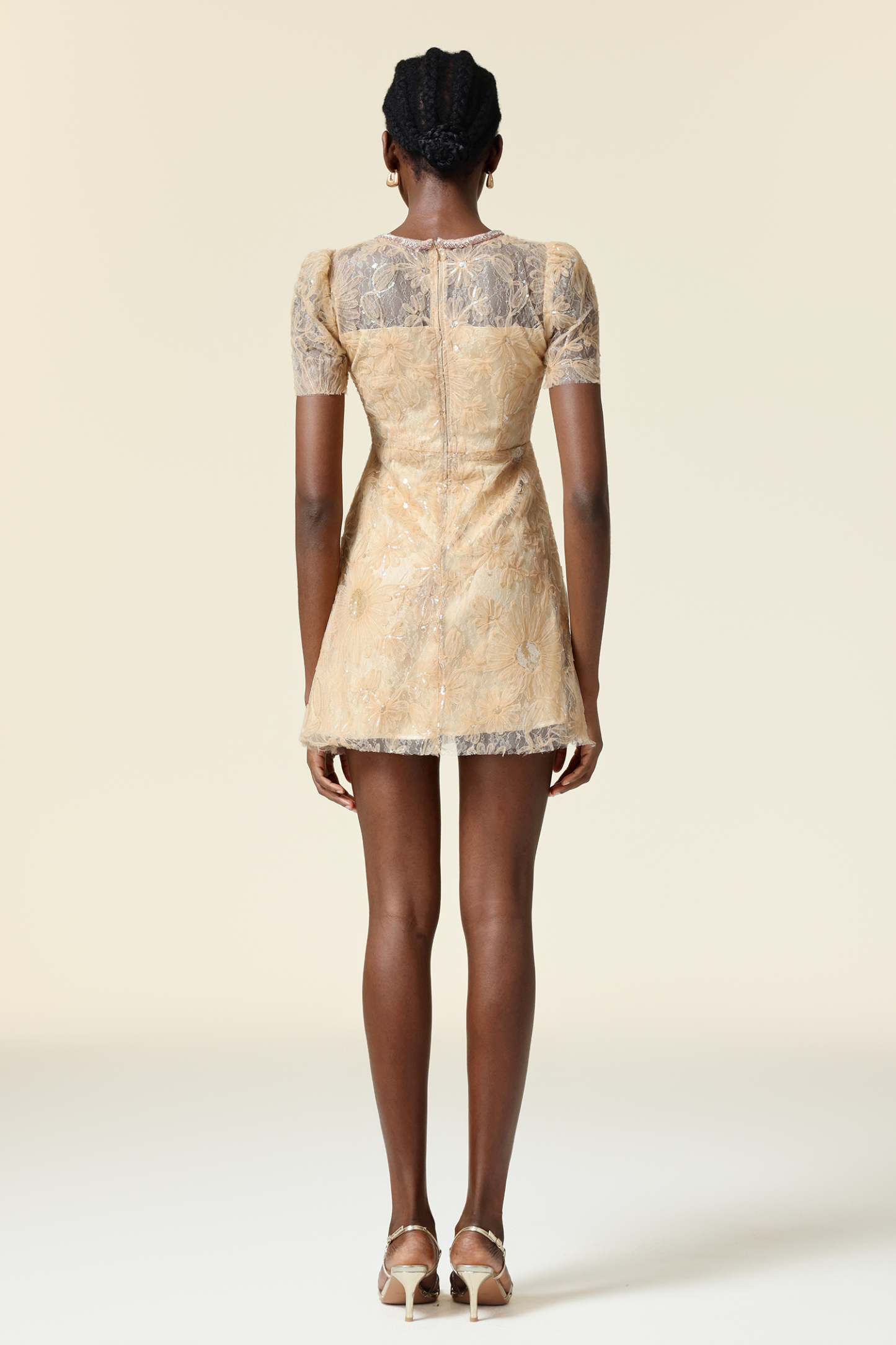 Grinin Round Neck Short Sleeves Flowers Mini Dress