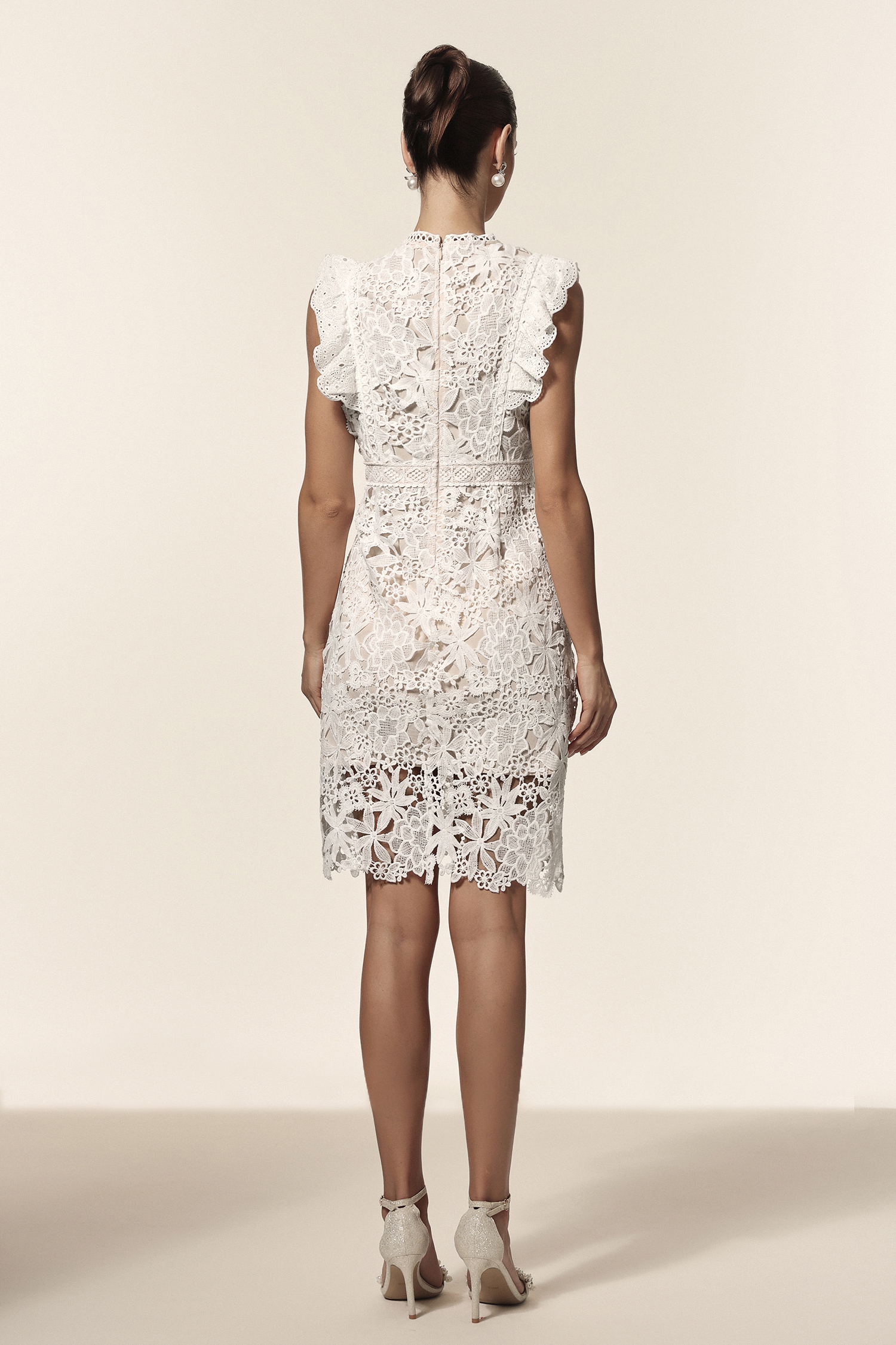 Mailik Round Neck Lace Sleeveless Mini Dress
