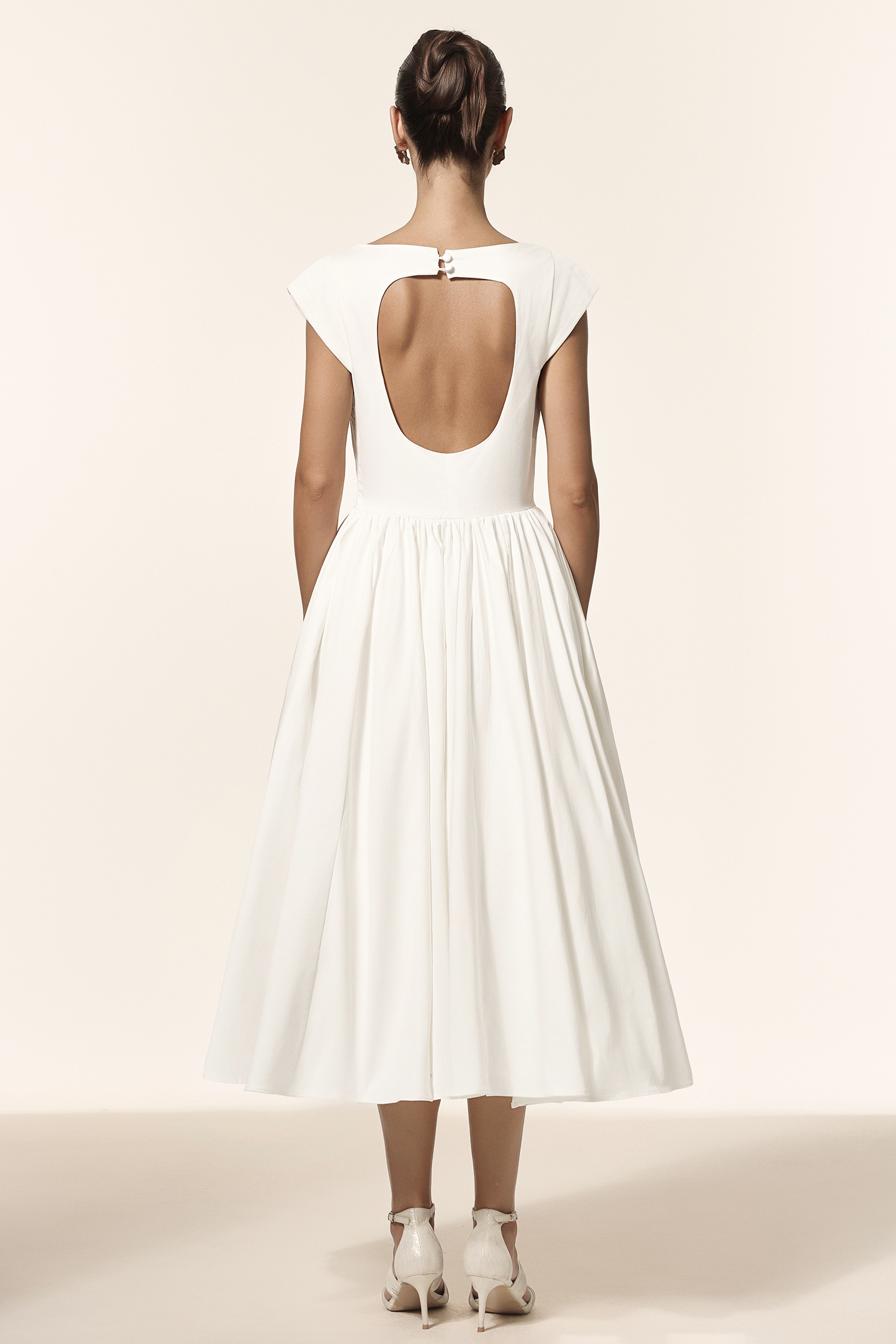 Lillian Sleeveless Folds Midi Dress