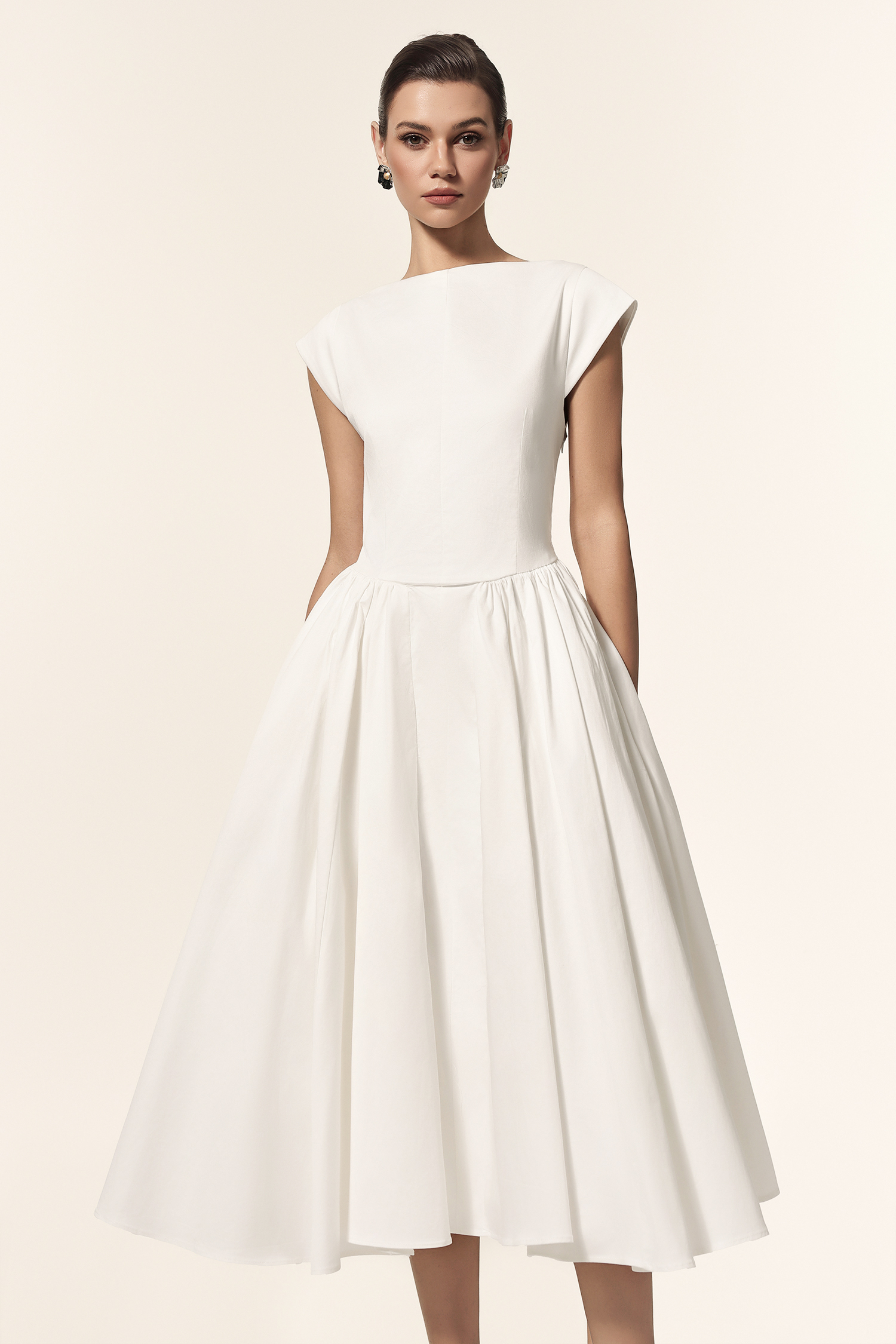 Lillian Sleeveless Folds Midi Dress