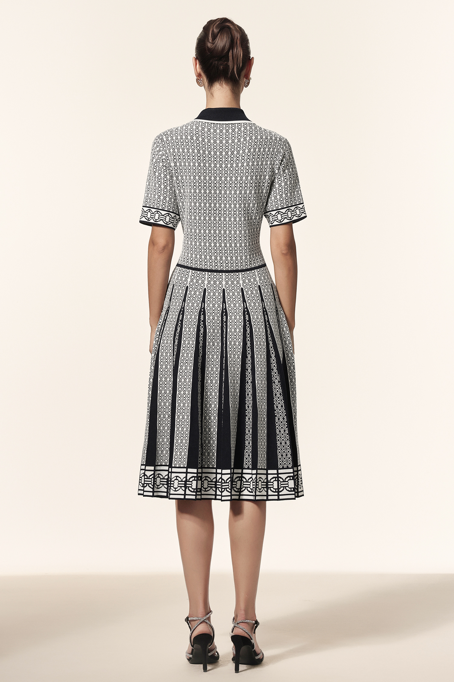 Reye Lapel Short Sleeves Jacquard Folds Mini Dress